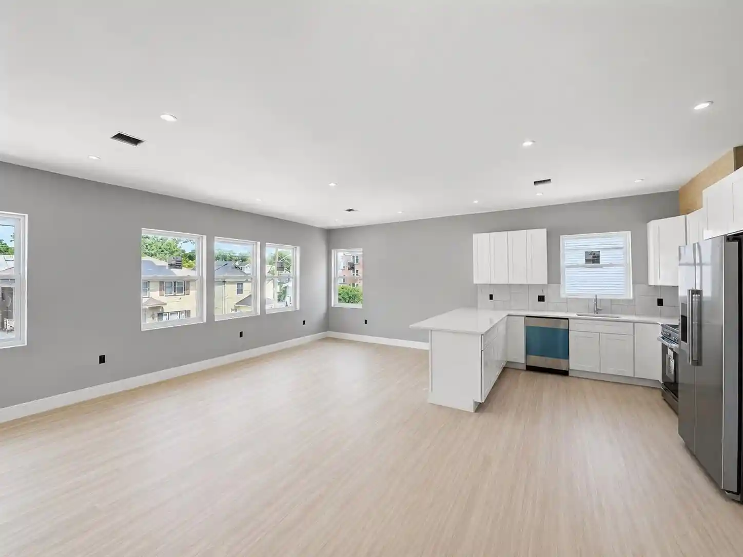 Photo 4 of House for sale at 84 Beech St, Belleville, NJ 07109 | MLS# 260016931 | Listing updated on 2026-09-14