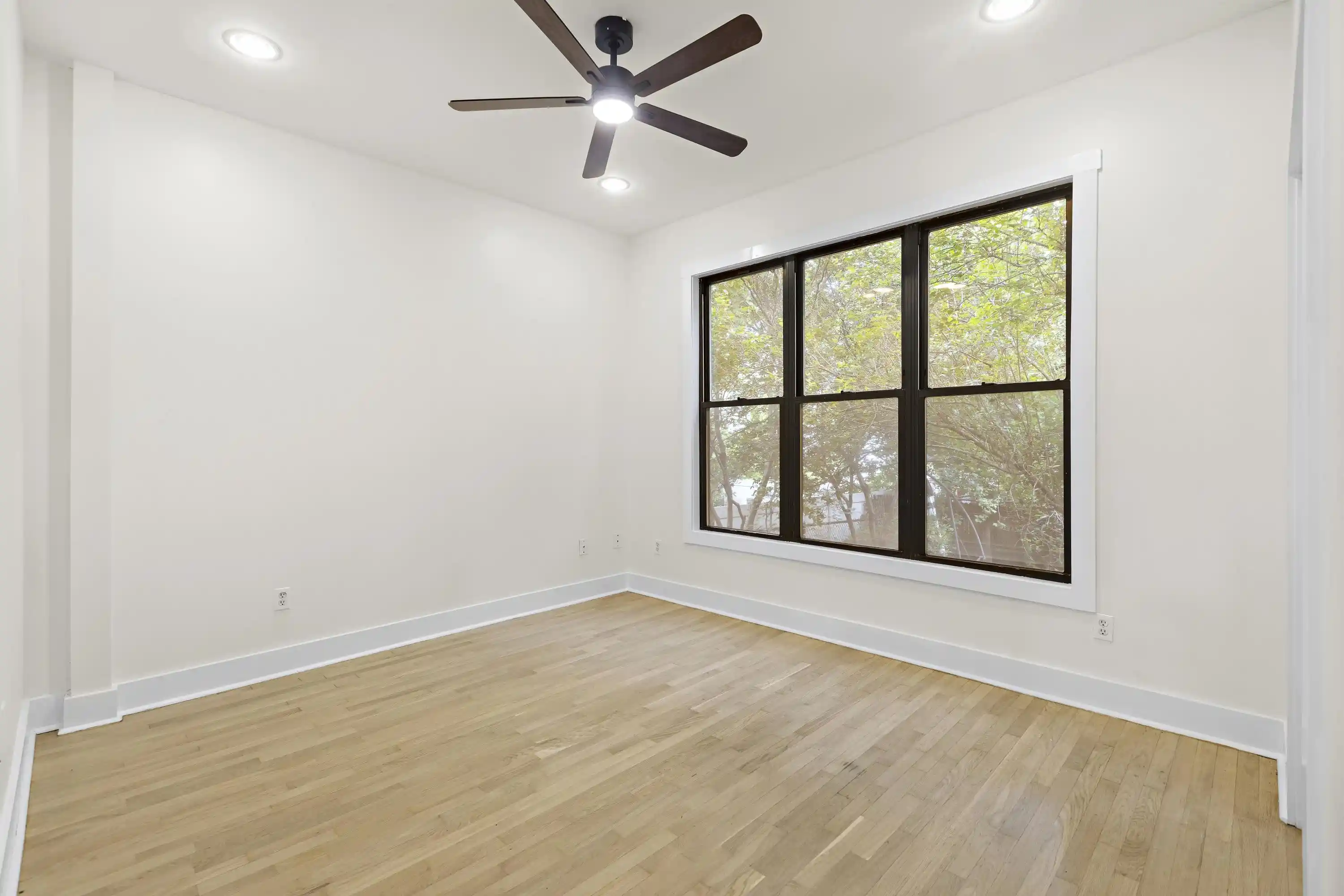 4th image of 340 Pavonia Ave #102, Jersey City, NJ 07302 | MLS# 260016938