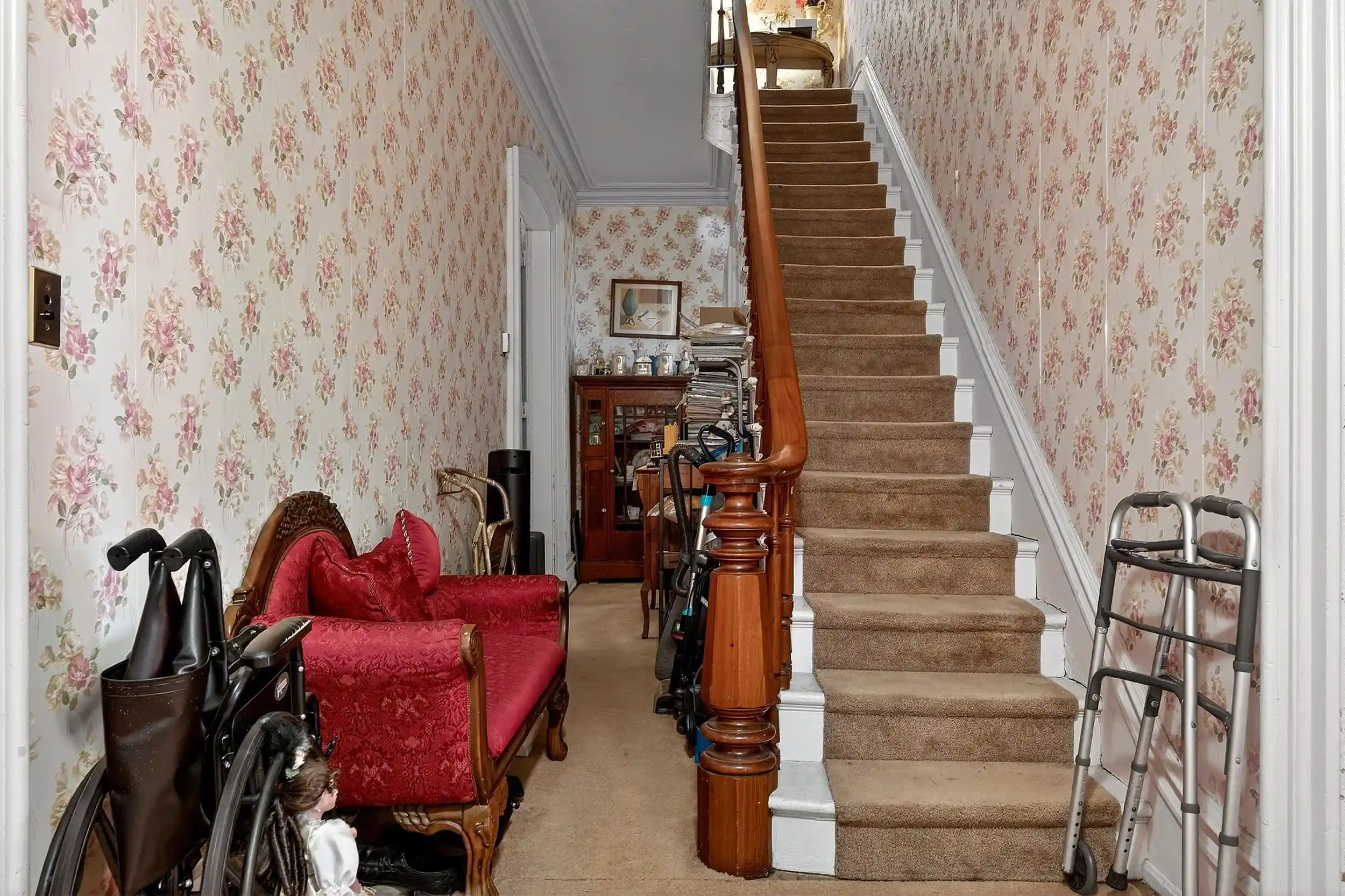 Photo 4 of Single family home for sale at 100 Broadway, Bayonne, NJ 07002 | MLS# 260016975 | Listing updated on 2026-08-25