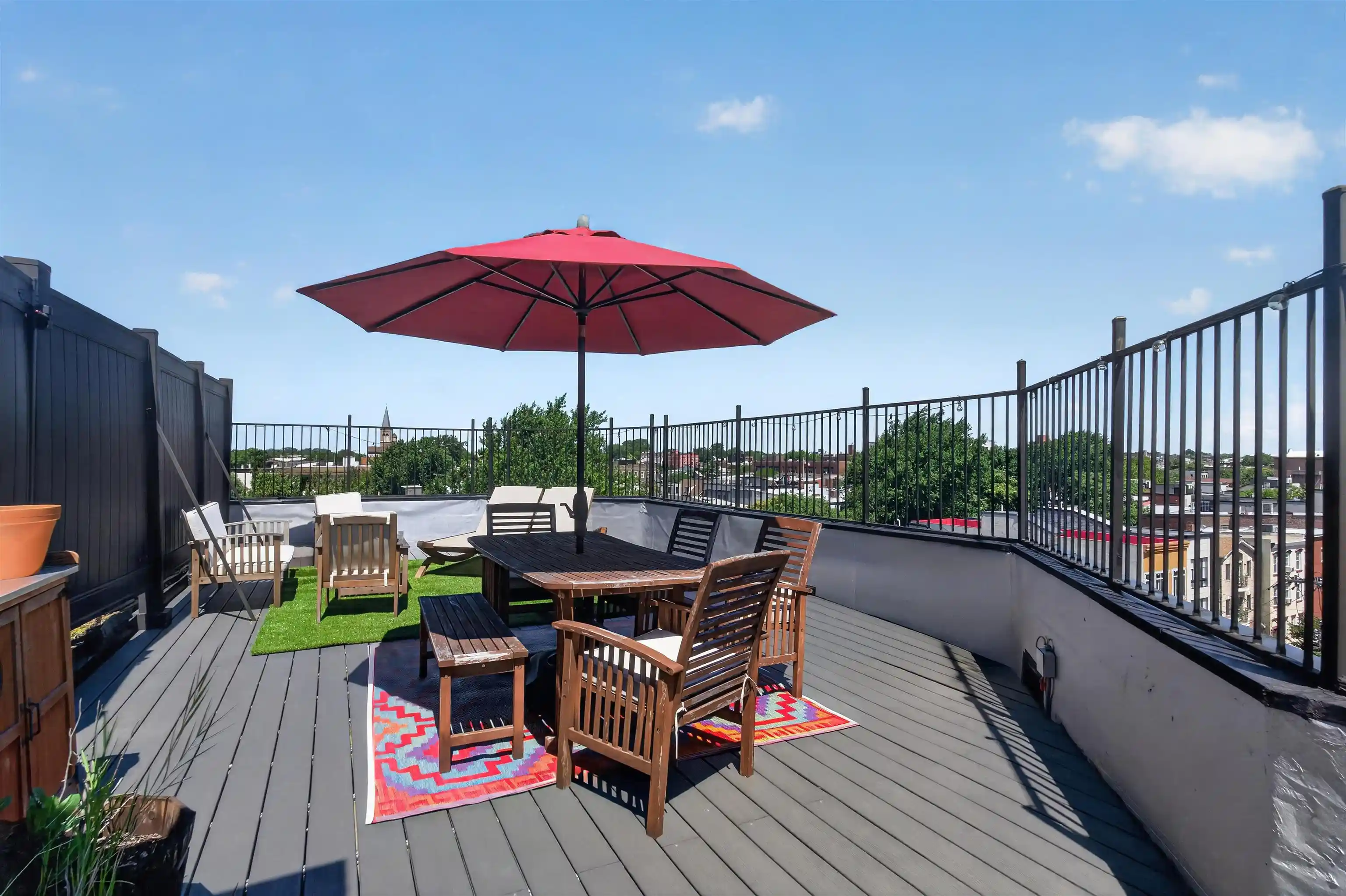 5th image of 122 New York Ave, Jersey City, NJ 07307
