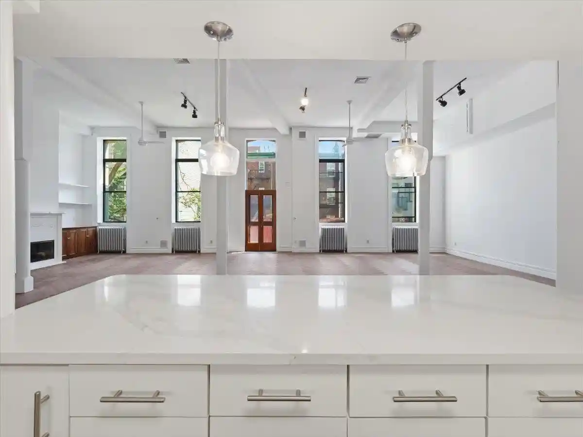 5th image of 299 Pavonia Ave, Jersey City, NJ 07302