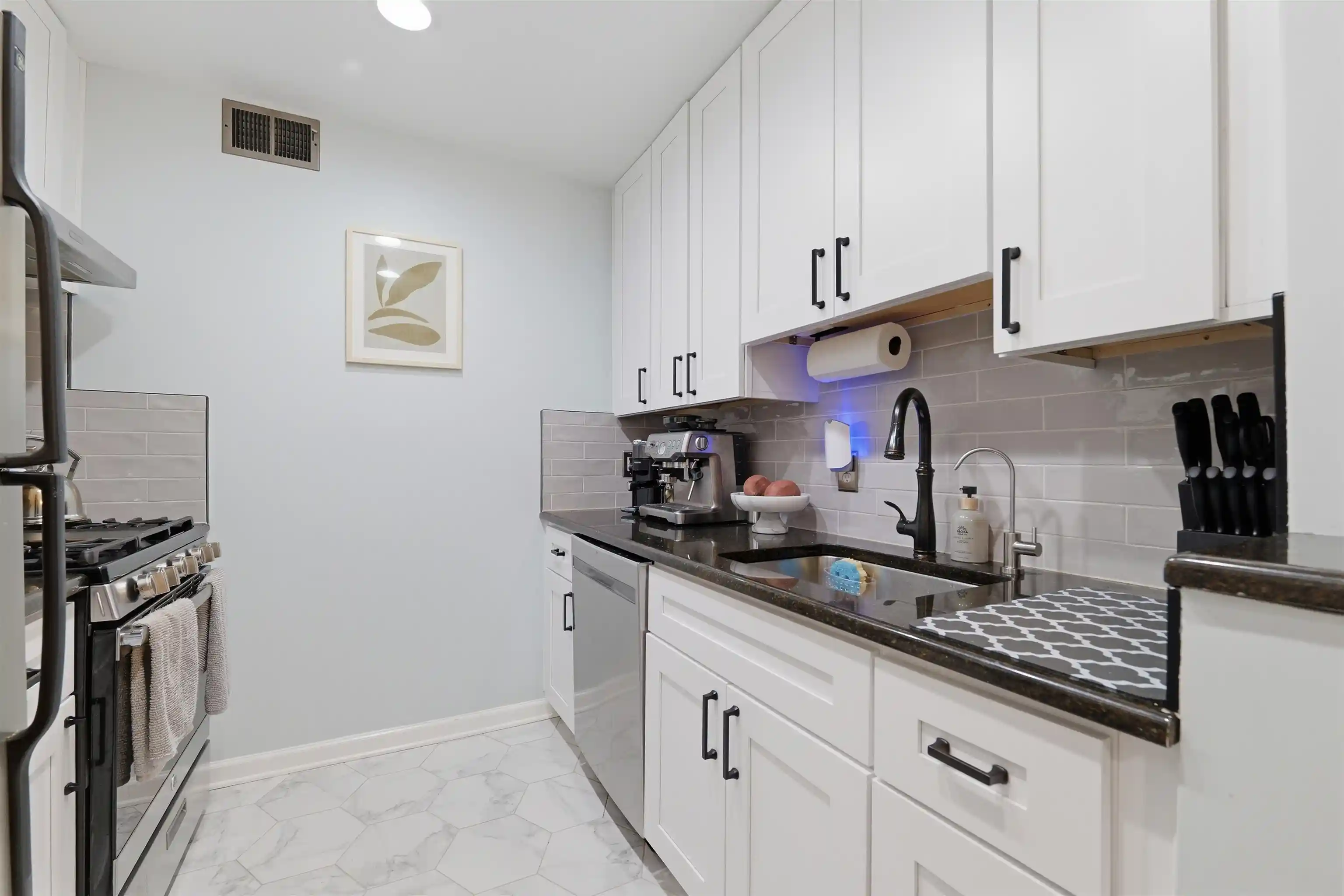 Listing Photo 3 - Condo for sale in building located at 456 9Th St, Hoboken, NJ 07030 - Unit #46