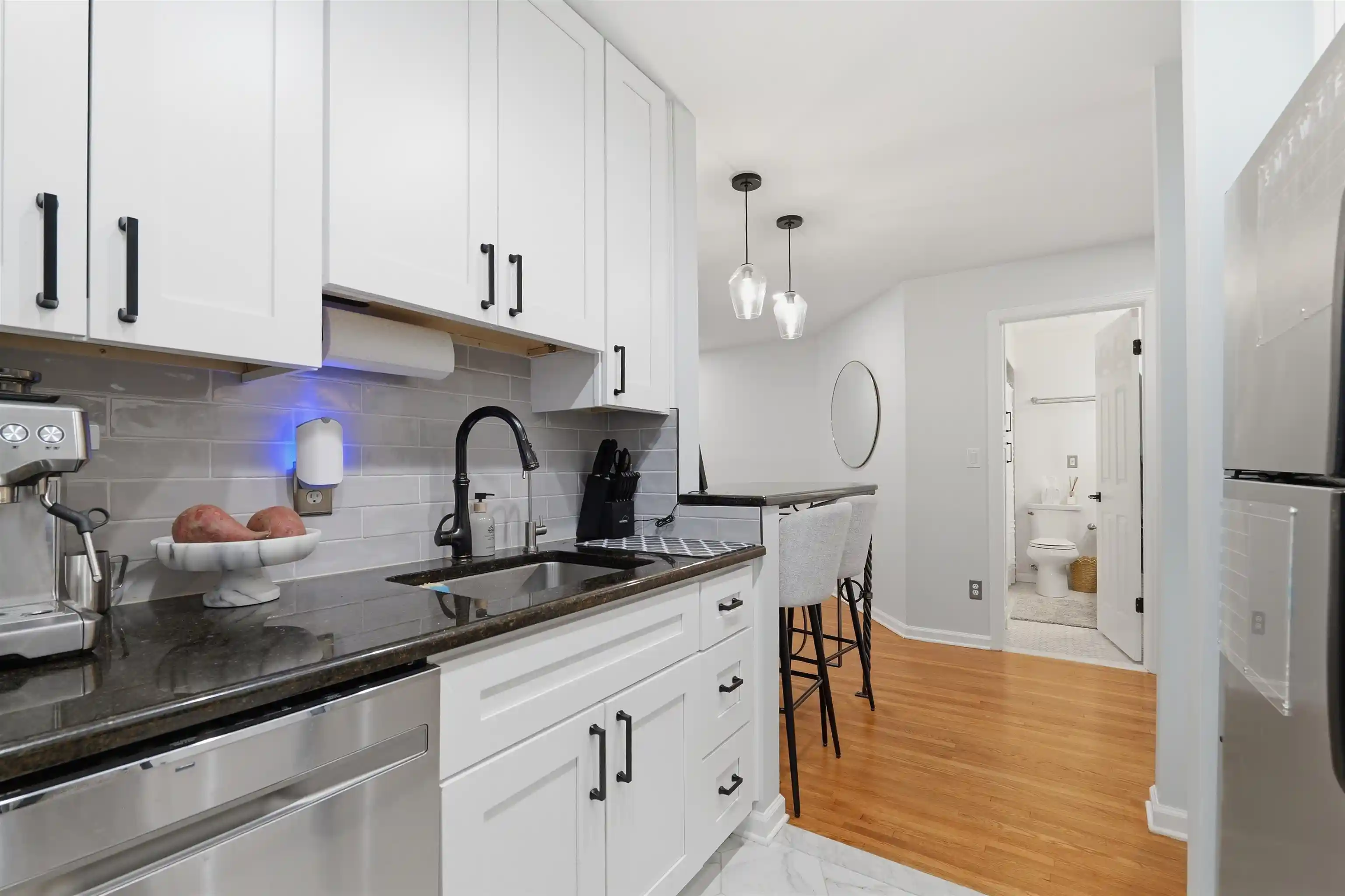 Listing Photo 4 - Condo for sale in building located at 456 9Th St, Hoboken, NJ 07030 - Unit #46