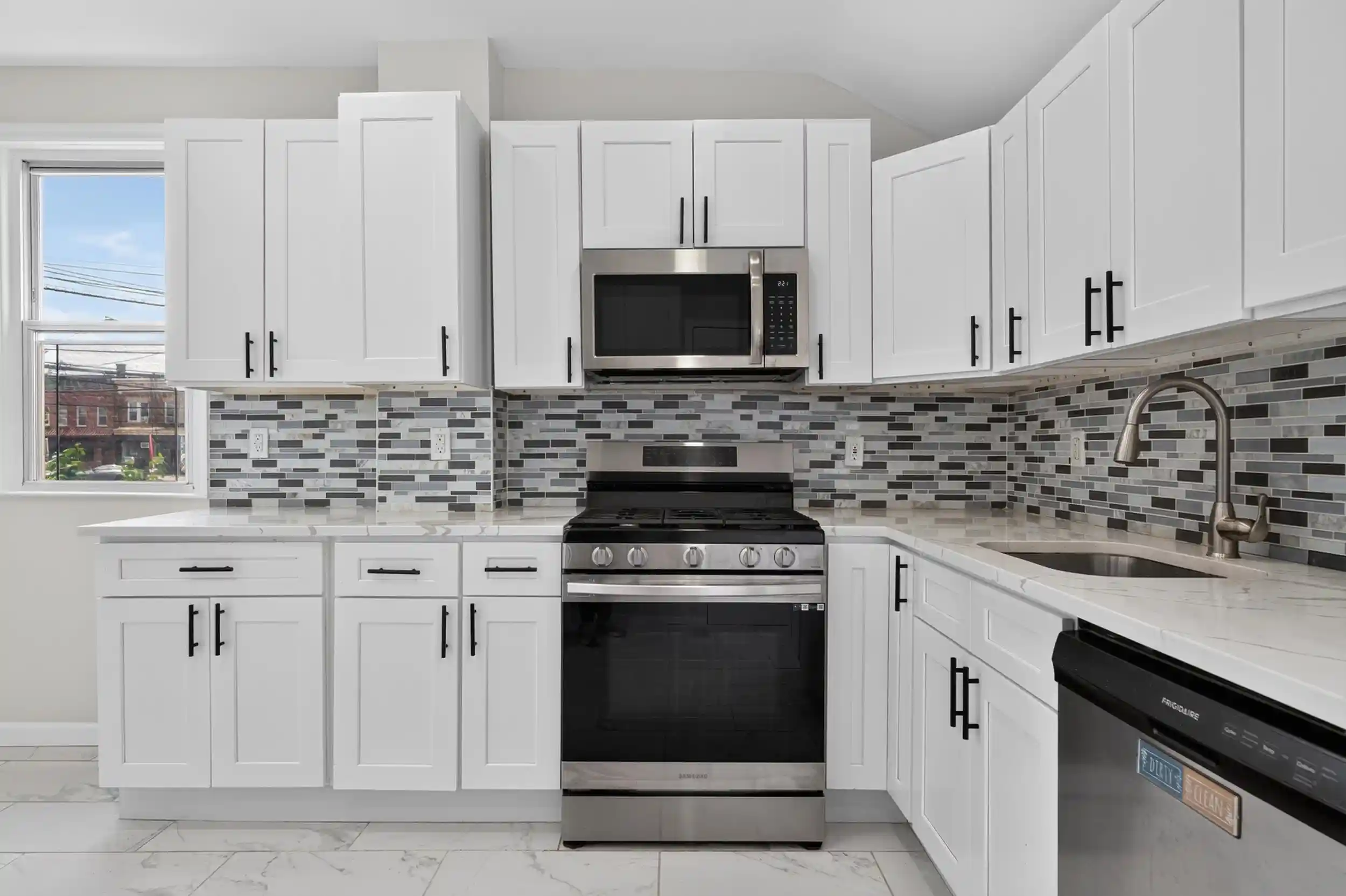 Photo 4 of Single family home for sale at 47 West 51St St, Bayonne, NJ 07002 | MLS# 260017033 | Listing updated on 2026-09-03