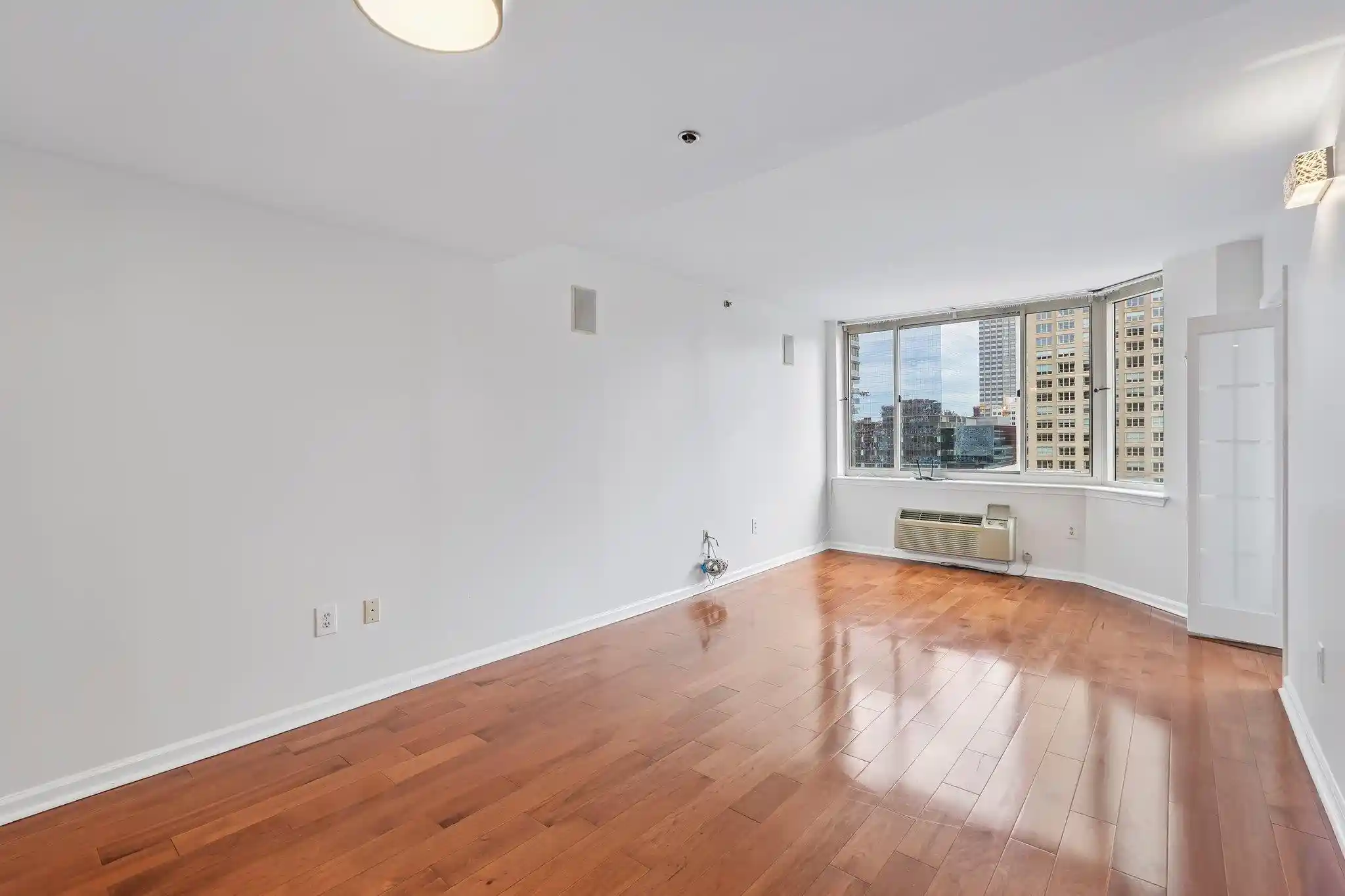 Listing Photo 2 - Condo for sale in building located at 1 2Nd St, Jersey City, NJ 07302 - Unit #1503