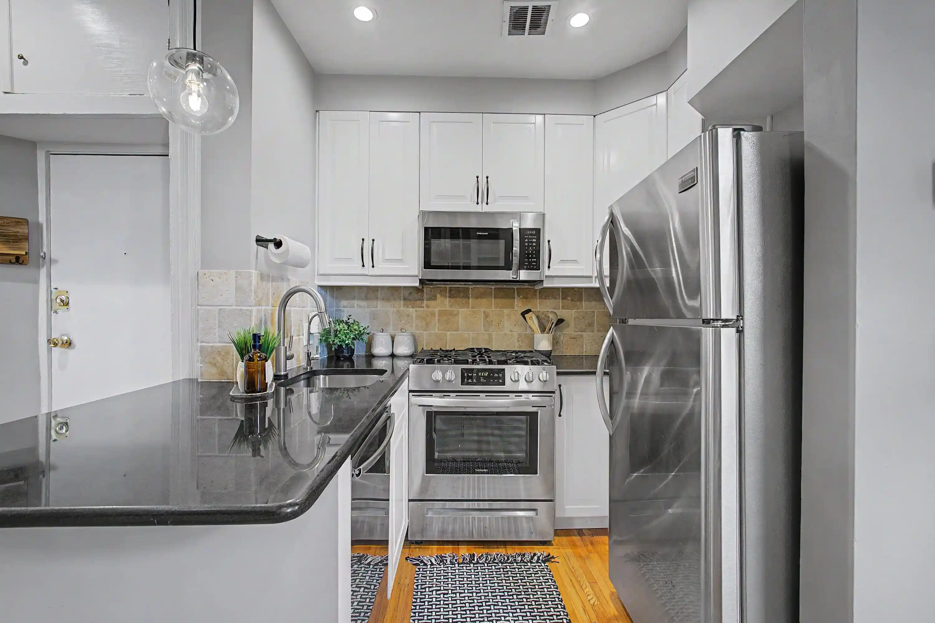 Photo 2 of Sale Pending at 287 8th St #4B, Jersey City, NJ 07302 | MLS# 260017107 | Listing updated on 2026-09-09