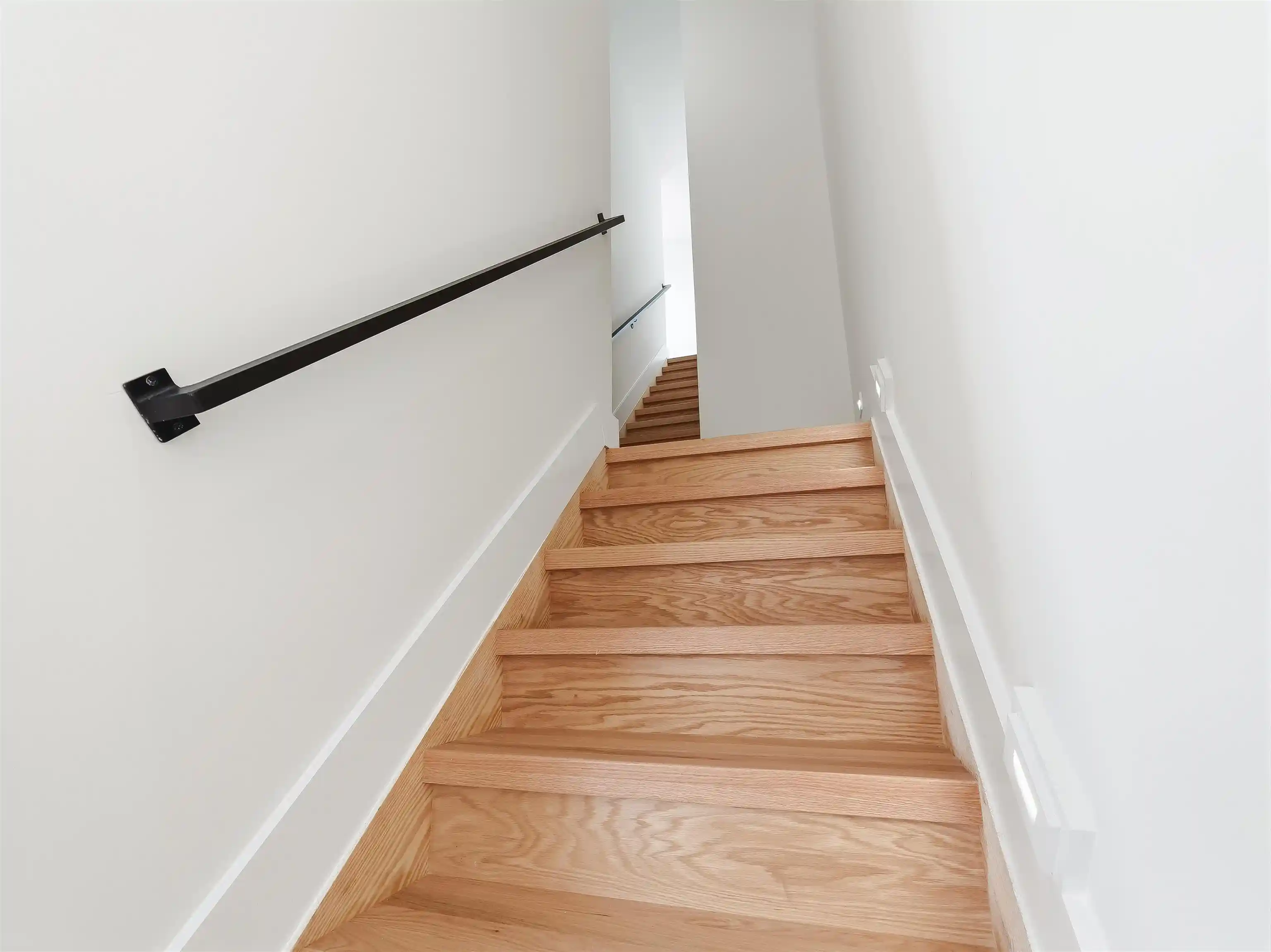 Photo 2 of Condo for sale at 152 Bleecker St #3, Jersey City, NJ 07307 | MLS# 260017114 | Listing updated on 2026-09-16