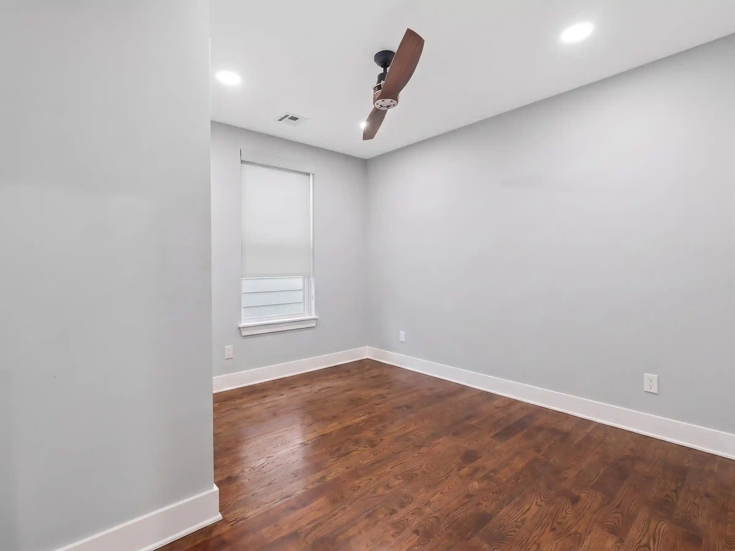 Listing Photo 5 - Condo for sale in building located at 50 Laidlaw Ave, Jersey City, NJ 07306 - Unit #2