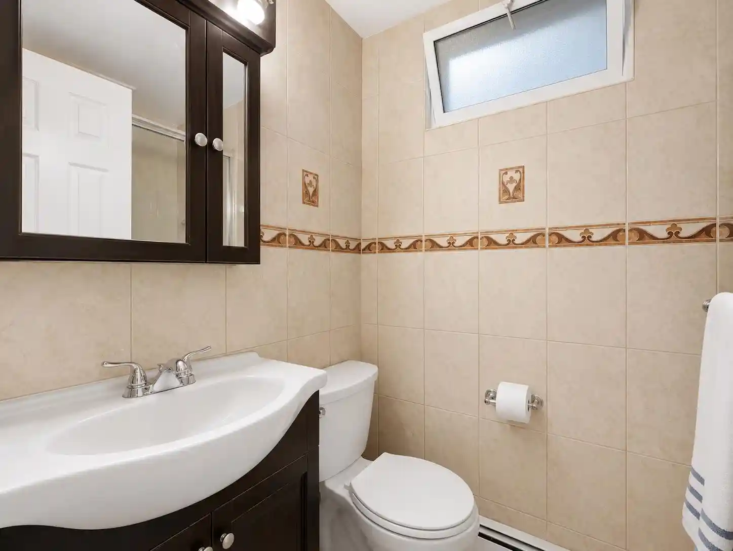 Photo 2 of Multi family home for sale at 510 Lincoln St, Union City, NJ 07087 | MLS# 260017118 | Listing updated on 2026-09-17