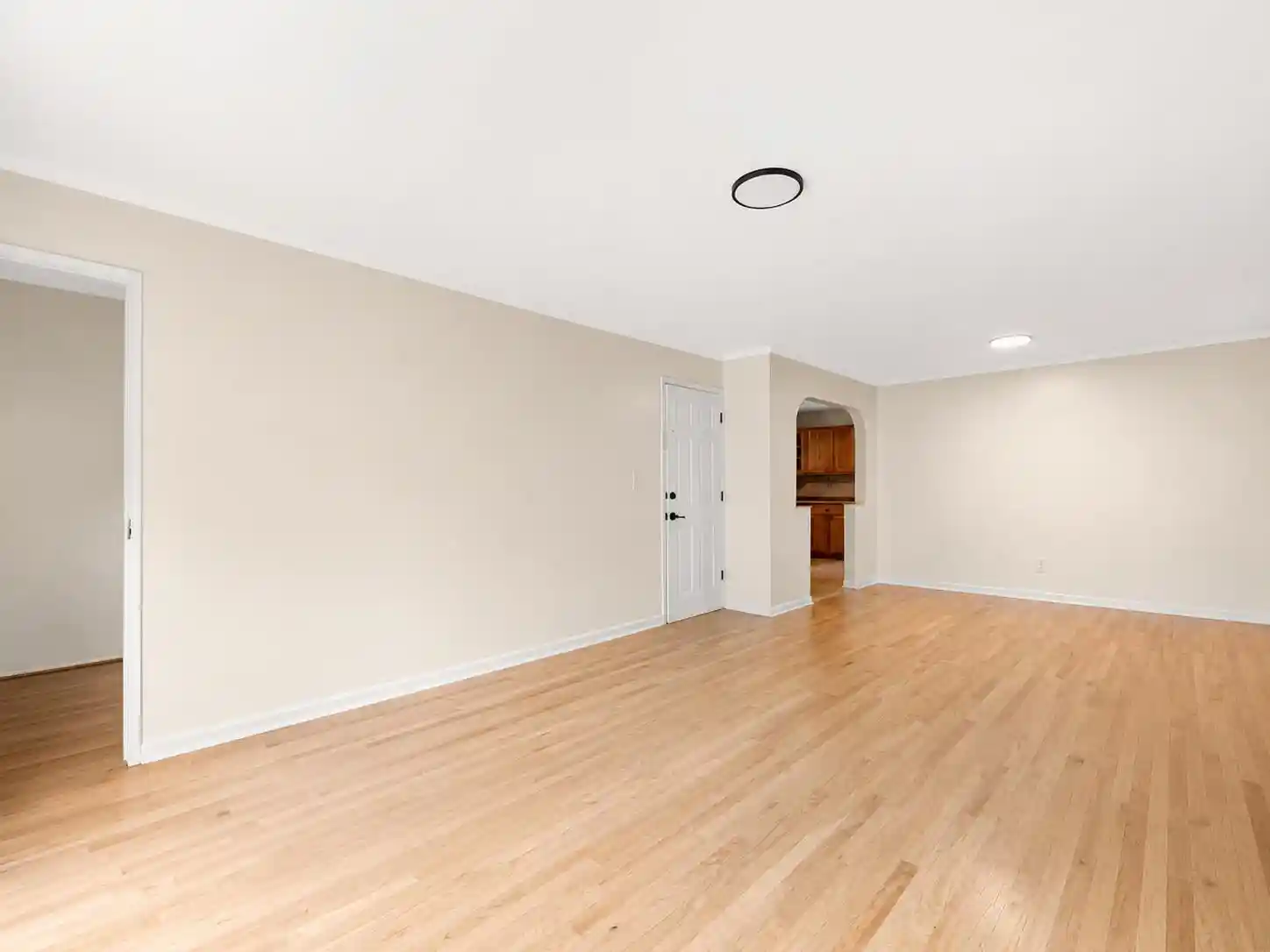 Photo 4 of House for sale at 510 Lincoln St, Union City, NJ 07087 | MLS# 260017118 | Listing updated on 2026-09-17