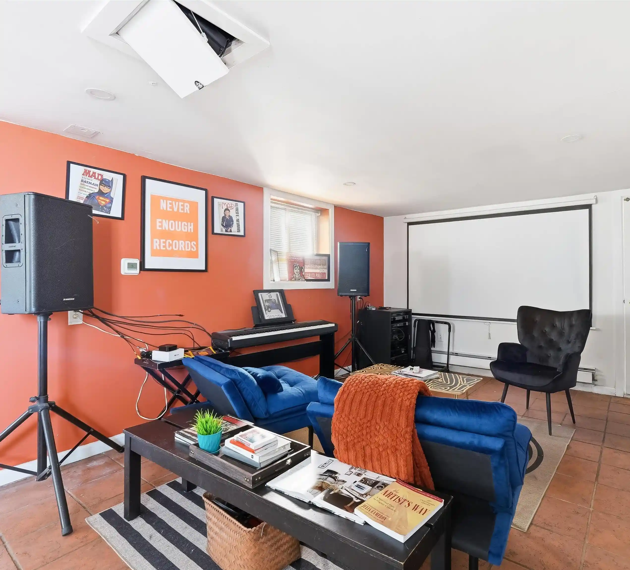 Photo 3 of Single family home for sale at 211 Plainfield Ave, Jersey City, NJ 07306 | MLS# 260017120 | Listing updated on 2026-09-07
