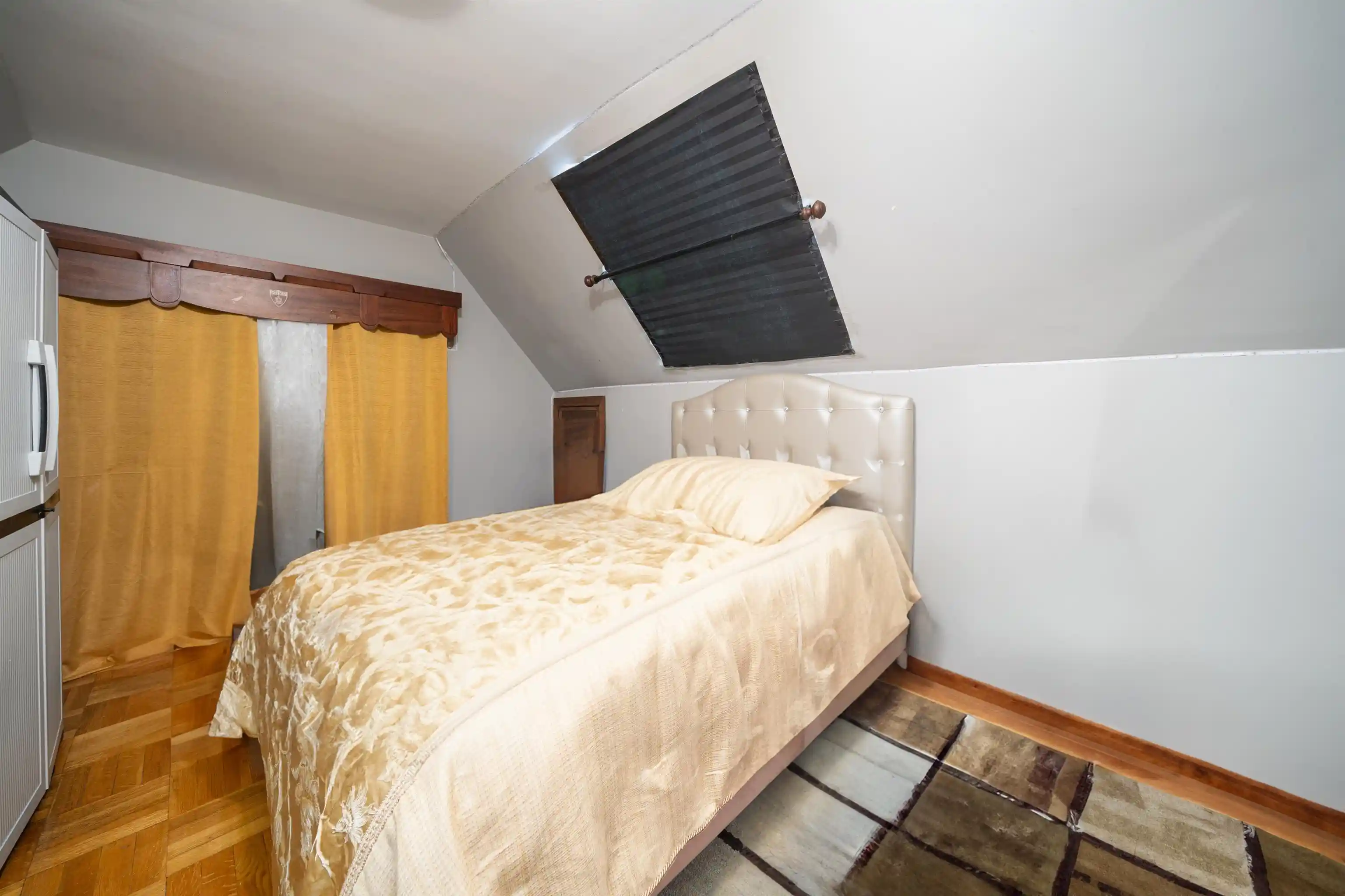 Photo 3 of Sale Pending at 20 West 22nd St, Bayonne, NJ 07002 | MLS# 260017245 | Listing updated on 2026-09-11