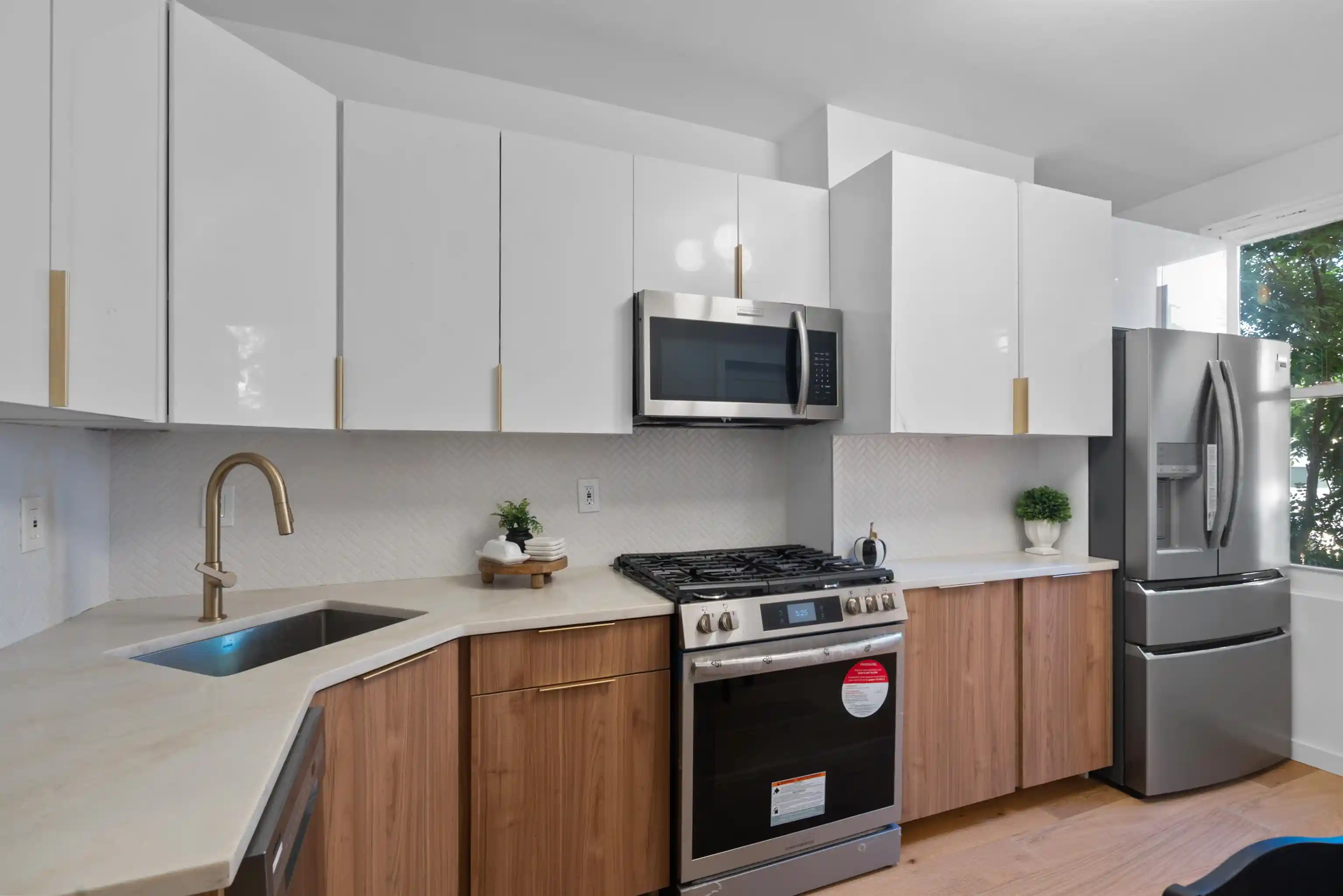 Photo 3 of Condo for sale at 110 Maple St #1, Weehawken, NJ 07086 | MLS# 260017313 | Listing updated on 2026-09-15
