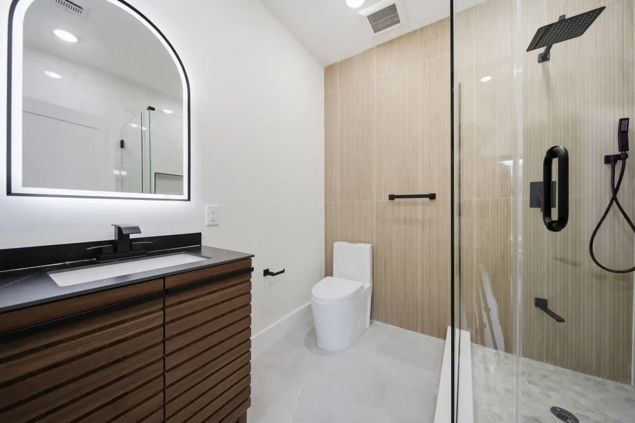 Photo 3 of House for sale at 892 Summit Ave, Jersey City, NJ 07307 | MLS# 260017373 | Listing updated on 2026-09-17