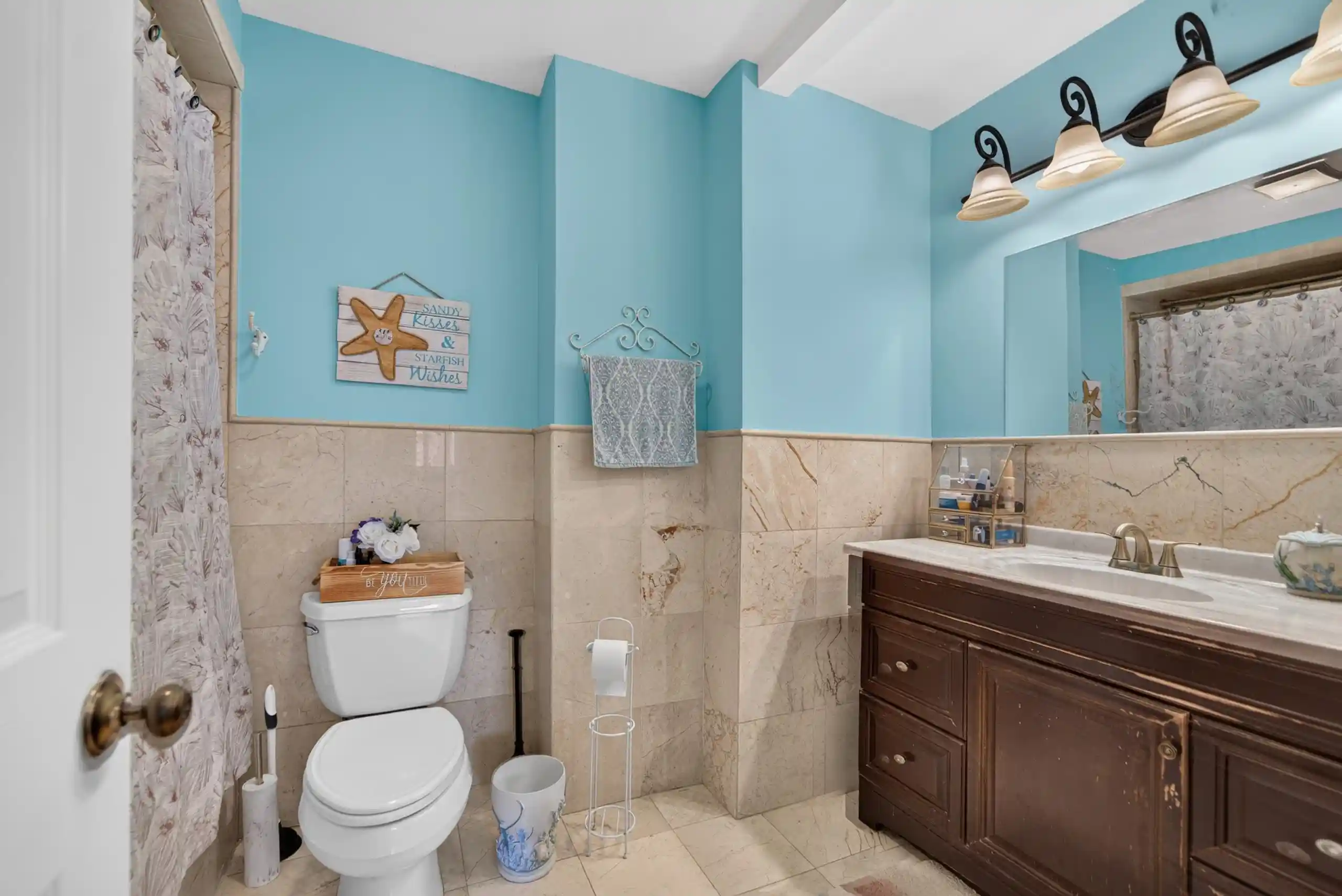 Photo 3 of Townhouse for sale at 586 Sanderling Ct, Secaucus, NJ 07094 | MLS# 260017379 | Listing updated on 2026-09-18