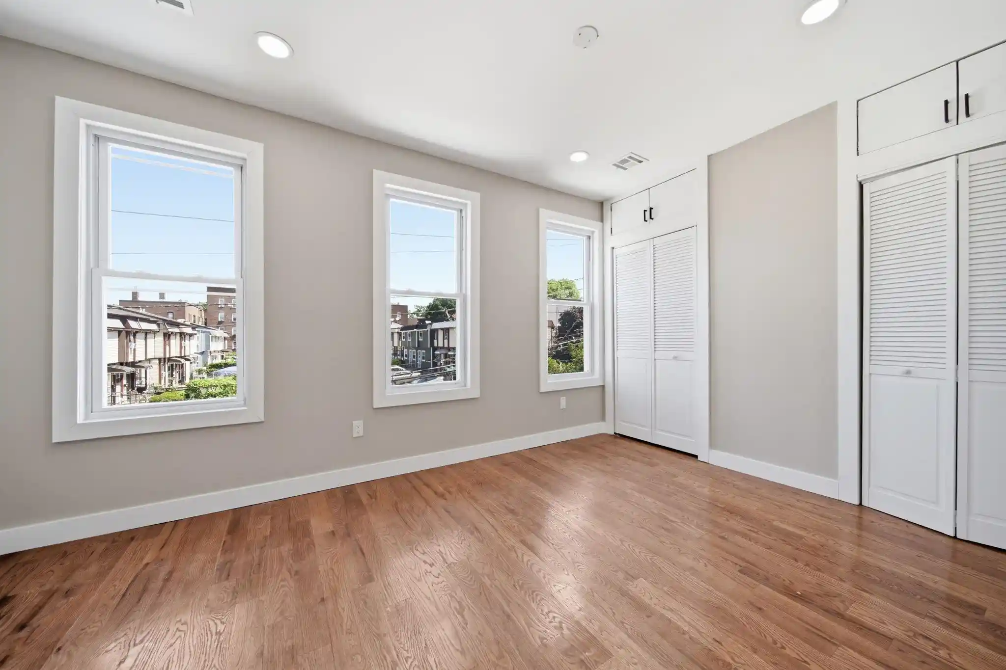 5th image of 103 Boyd Ave, Jersey City, NJ 07304 | MLS# 260017433