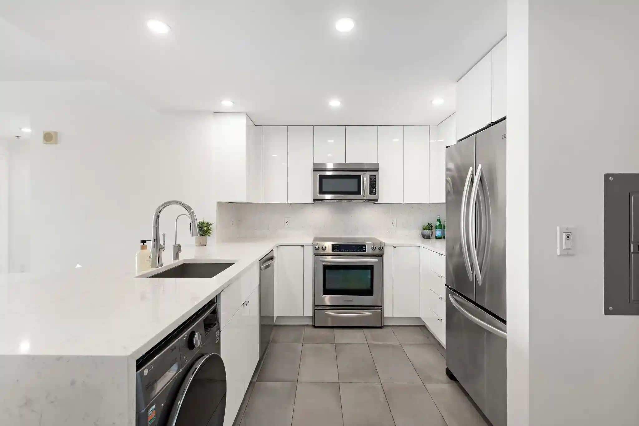 Photo 3 of Condo for sale at 88 Morgan St #4006, Jersey City, NJ 07302 | MLS# 260017470 | Listing updated on 2026-09-16