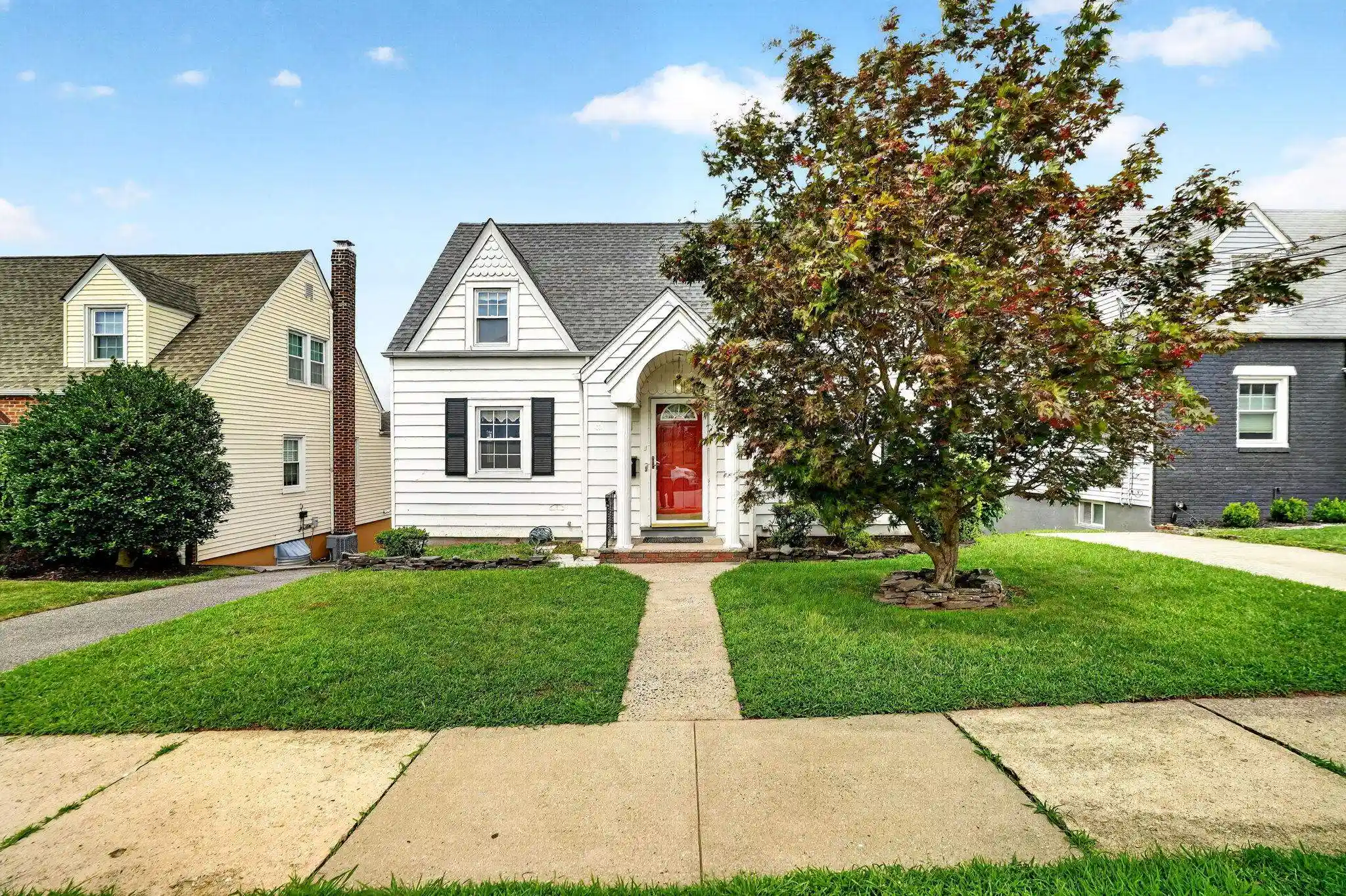 Photo 1 of Sale Pending at 7 Bond Pl, North Arlington, NJ 07031 | MLS# 260017487 | Listing updated on 2026-09-10
