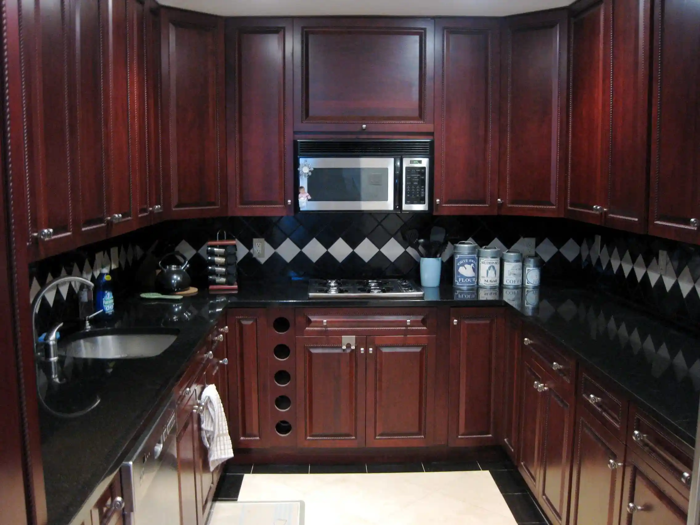 Photo 3 of Townhouse for sale at 46 Walnut St, Jersey City, NJ 07305 | MLS# 260017563 | Listing updated on 2026-09-10