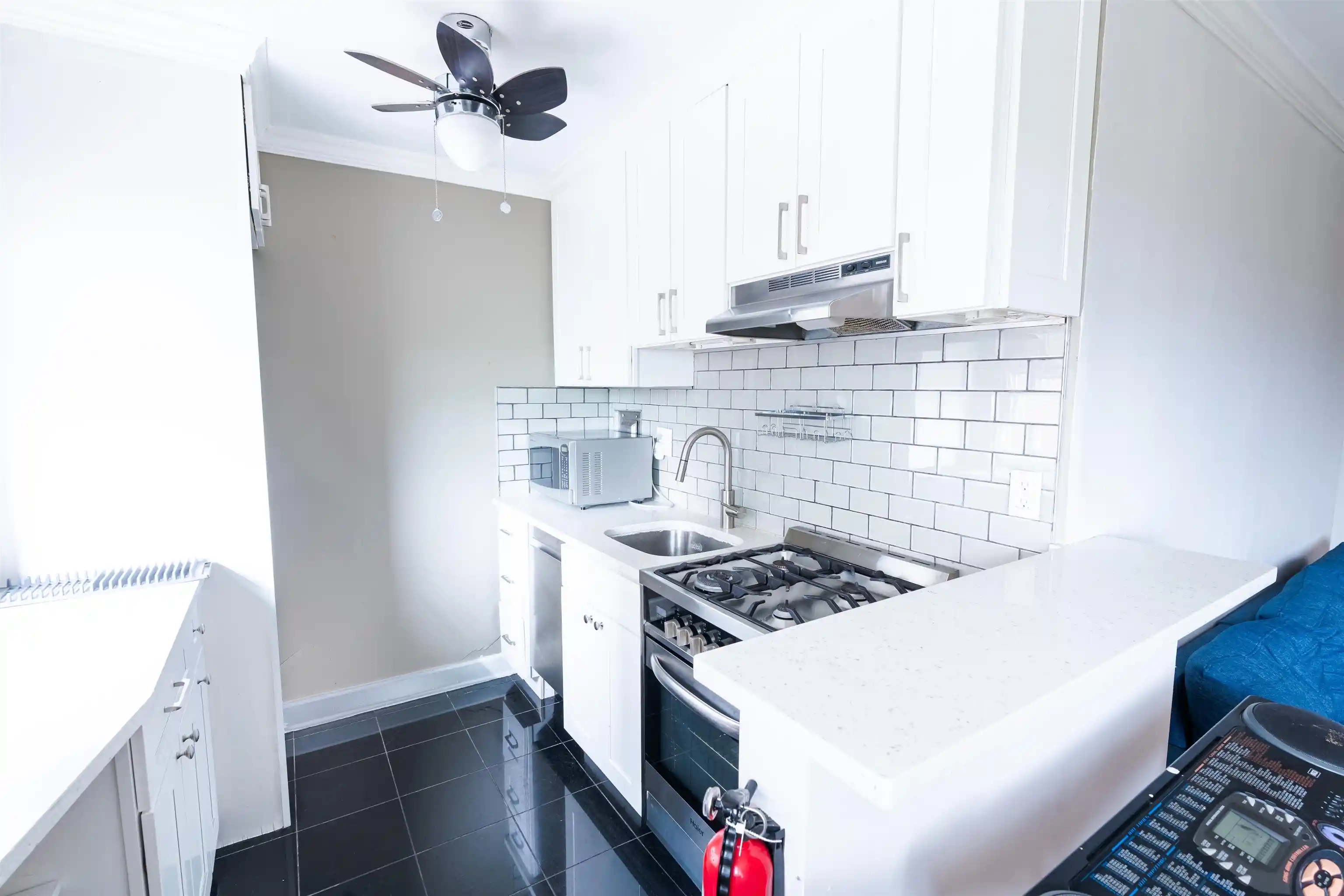 Photo 4 of Condo for sale at 6515 Boulevard #3H, West New York, NJ 07093 | MLS# 260017587 | Listing updated on 2026-09-03