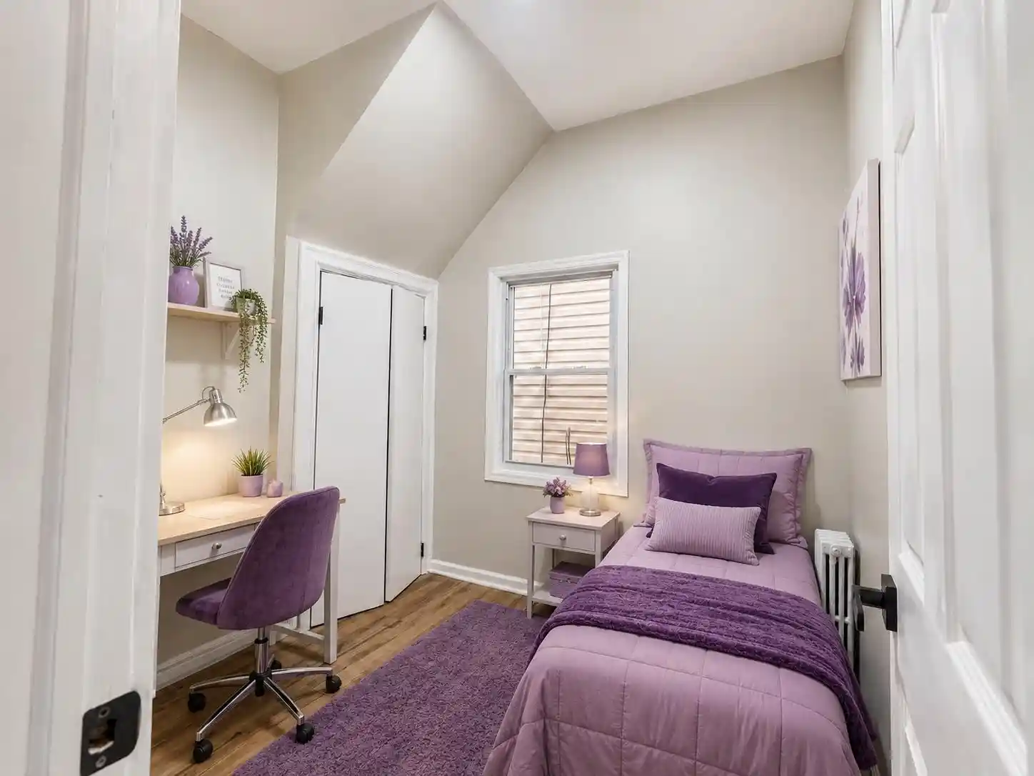 Listing Photo 4 - Condo for sale in building located at 164 Bayview Ave, Jersey City, NJ 07305