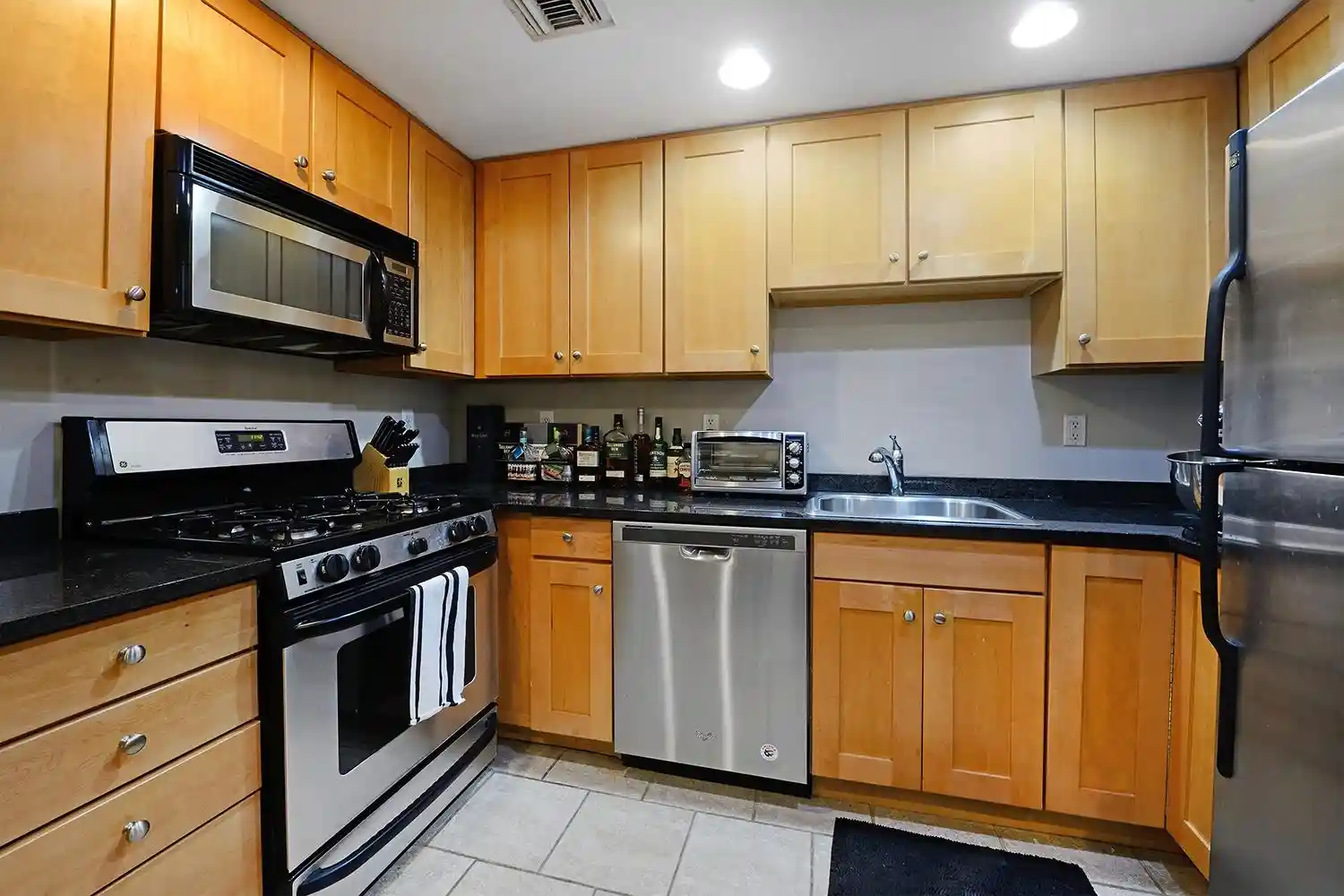 Photo 3 of Condo for sale at 920 Jefferson St #305, Hoboken, NJ 07030 | MLS# 260017598 | Listing updated on 2026-09-17