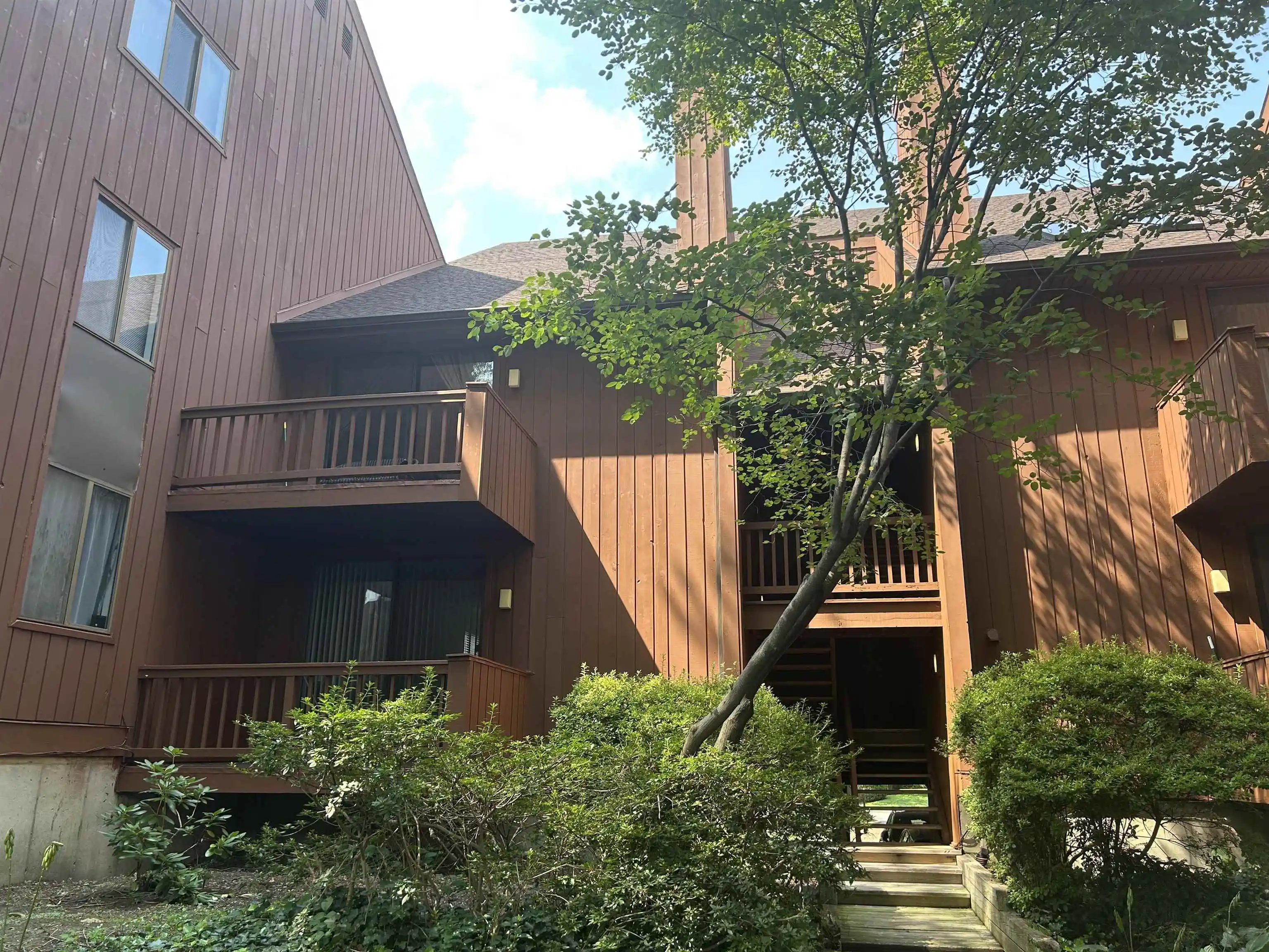 Photo 1 of Sale Pending at 520 Teal Plz, Secaucus, NJ 07094 | MLS# 260017785 | Listing updated on 2026-09-14