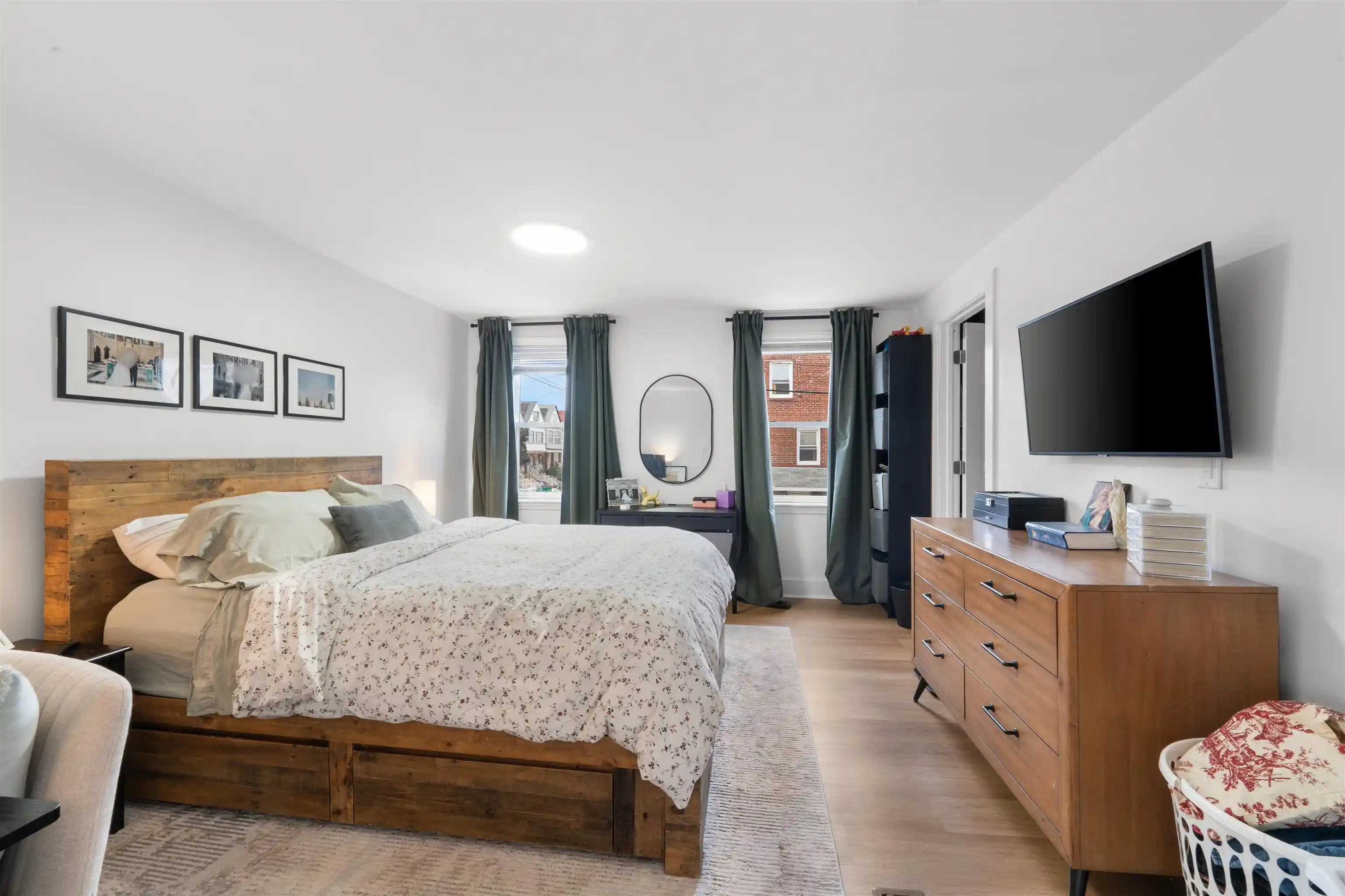 Listing Photo 4 - Condo for sale in building located at 2 Egan Ct, Bayonne, NJ 07002