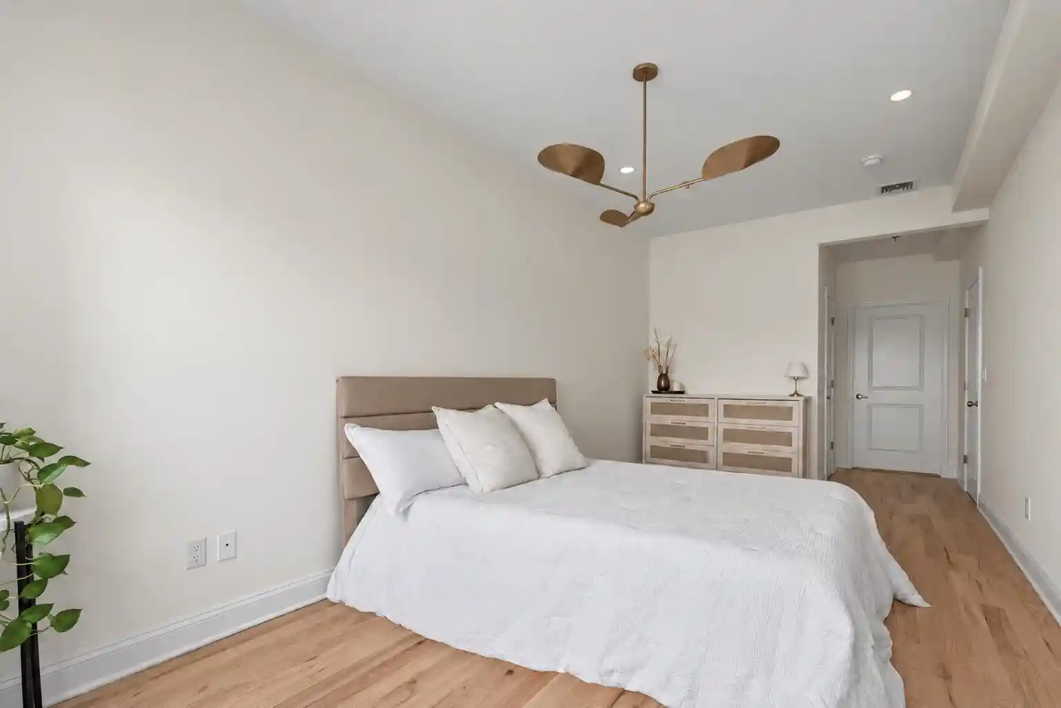 Photo 4 of Sale Pending at 522 Hudson St #4, Hoboken, NJ 07030 | MLS# 260017794 | Listing updated on 2026-09-19