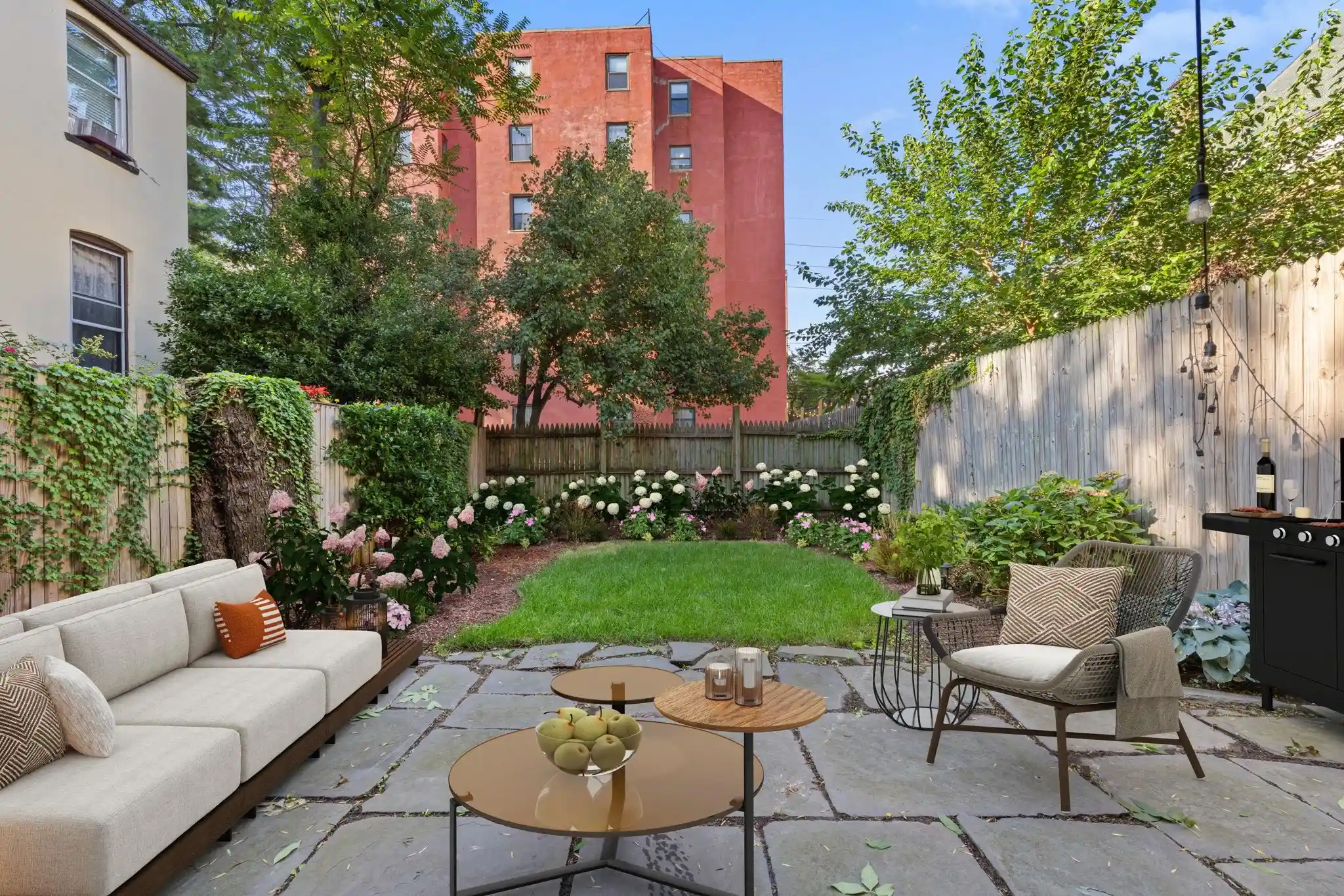 Photo 3 of Condo for sale at 2545 9th Street #1L, Jersey City, NJ 07302 | MLS# 260017810 | Listing updated on 2026-09-17