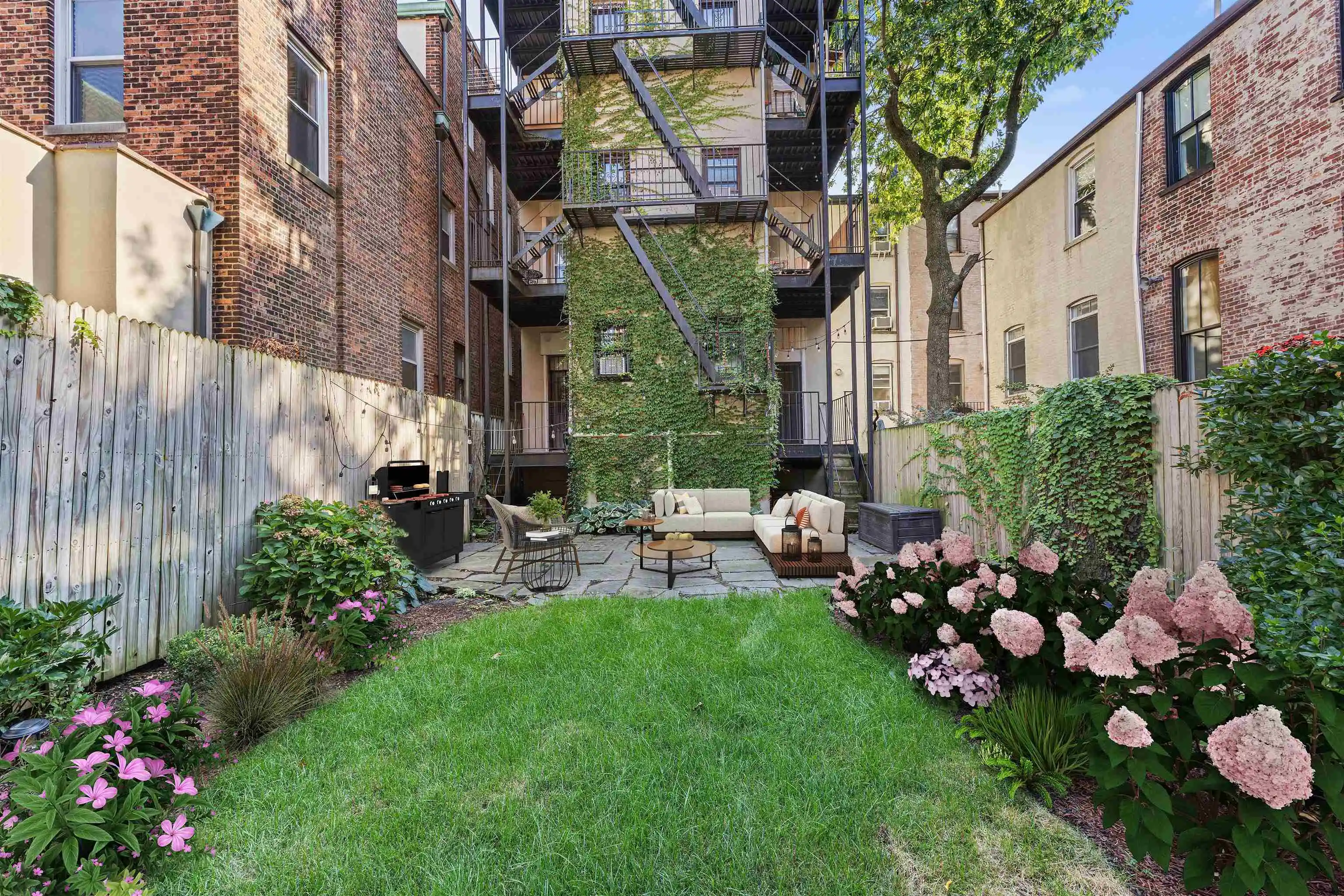 Listing Photo 4 - Condo for sale in building located at 254.5 9Th St, Jersey City, NJ 07302 - Unit #1L