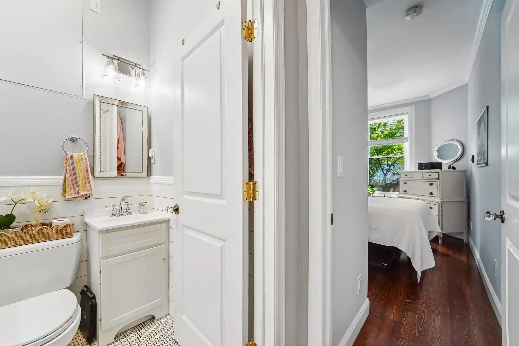 Photo 4 of Sale Pending at 1009 Willow Ave #1L, Hoboken, NJ 07030 | MLS# 260017816 | Listing updated on 2026-09-17