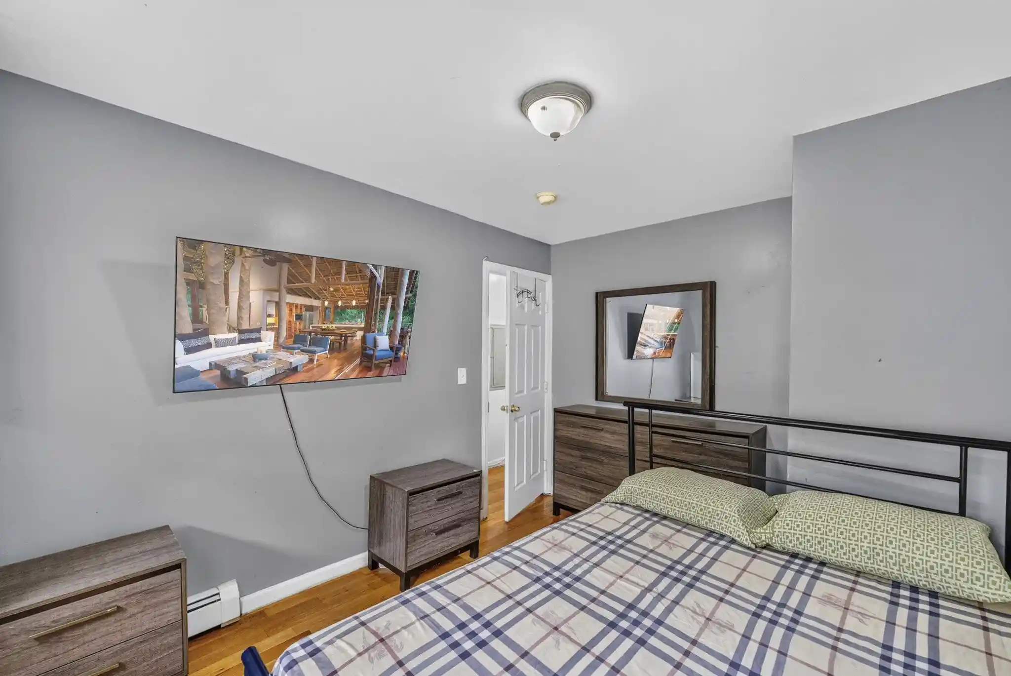 Photo 3 of House for sale at 115 Old Bergen Rd, Jersey City, NJ 07305 | MLS# 260017847 | Listing updated on 2026-09-08
