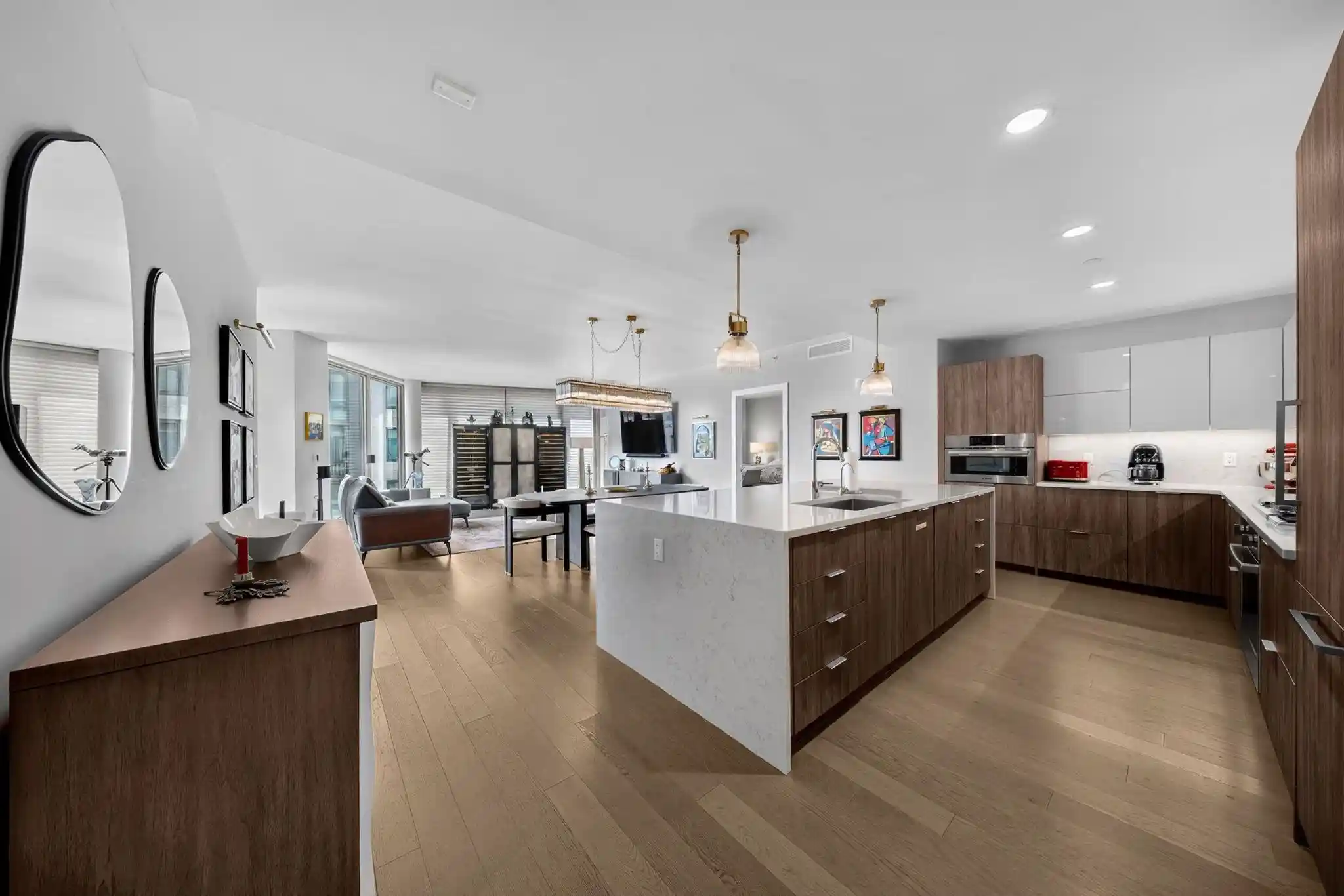 Listing Photo 4 - Condo for sale in building located at 9Th Ave At Prt Imperial, West New York, NJ 07093 - Unit #1011