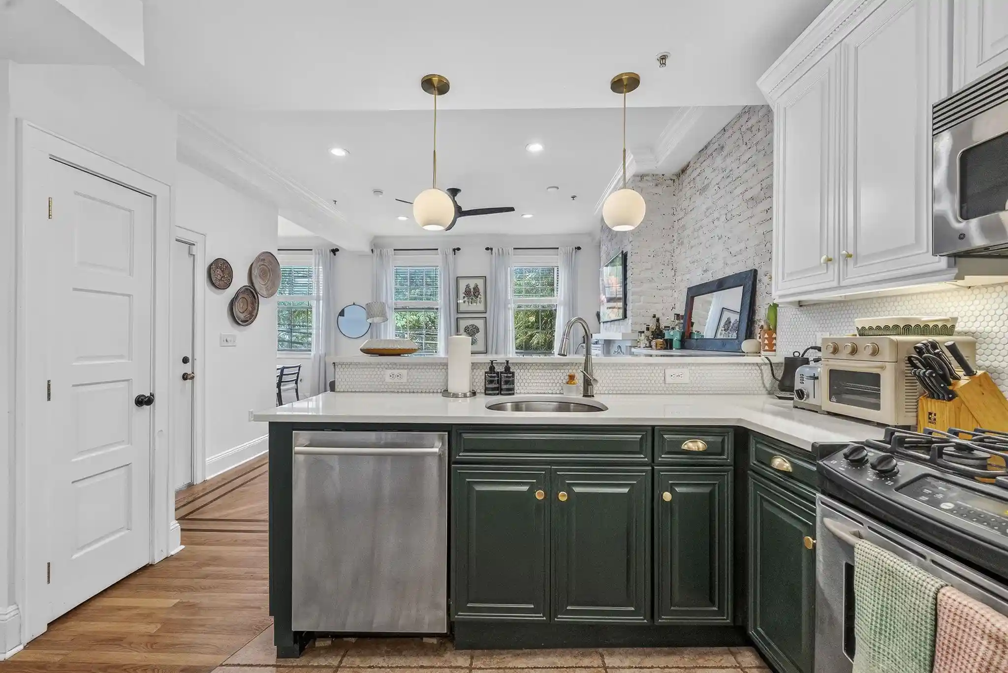 Photo 3 of Condo for sale at 121 Bloomfield St #2, Hoboken, NJ 07030 | MLS# 260017903 | Listing updated on 2026-09-14