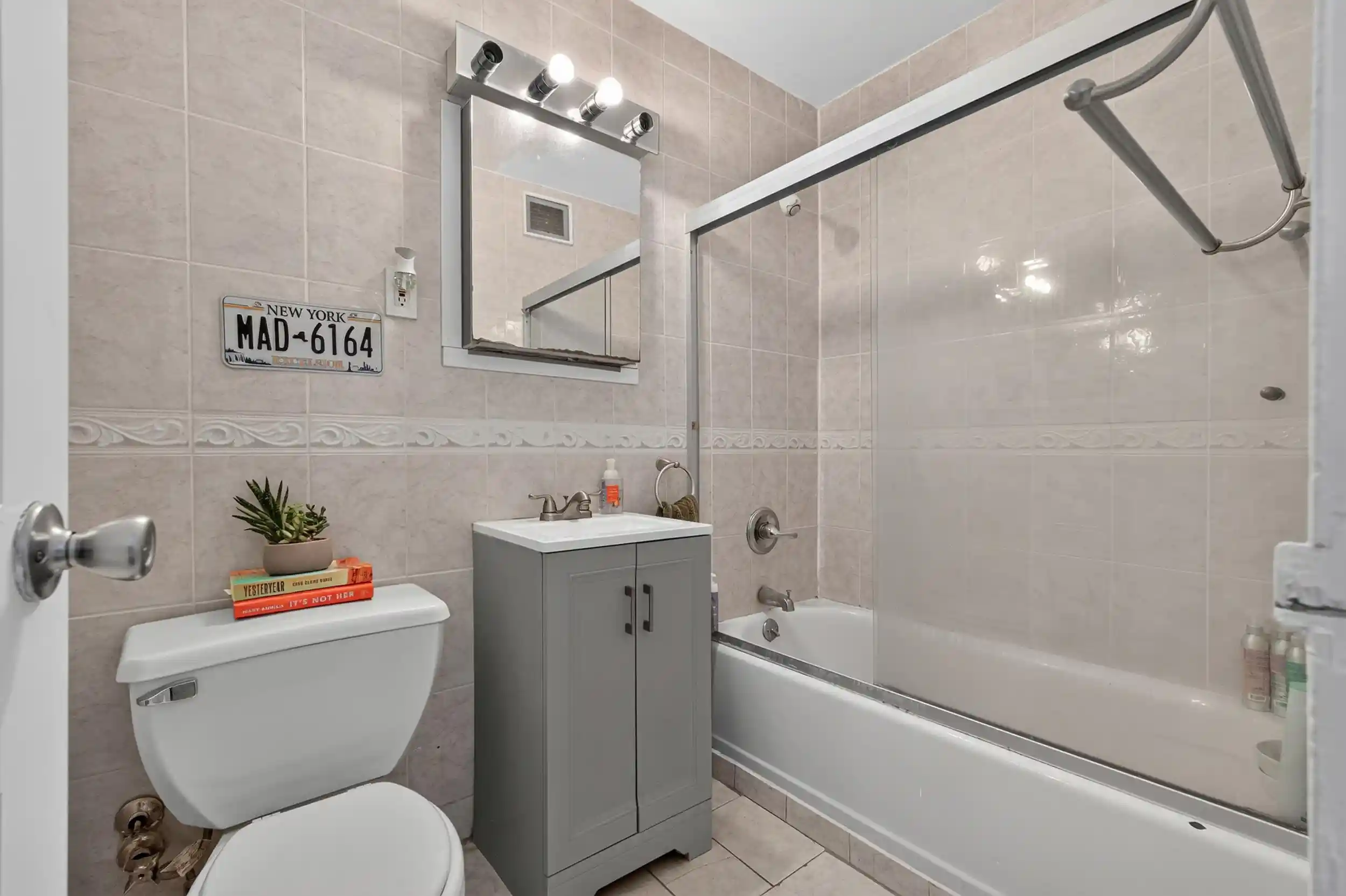Photo 4 of House for sale at 270 Luis M Marin Blvd #11D, Jersey City, NJ 07302 | MLS# 260017959 | Listing updated on 2026-09-14