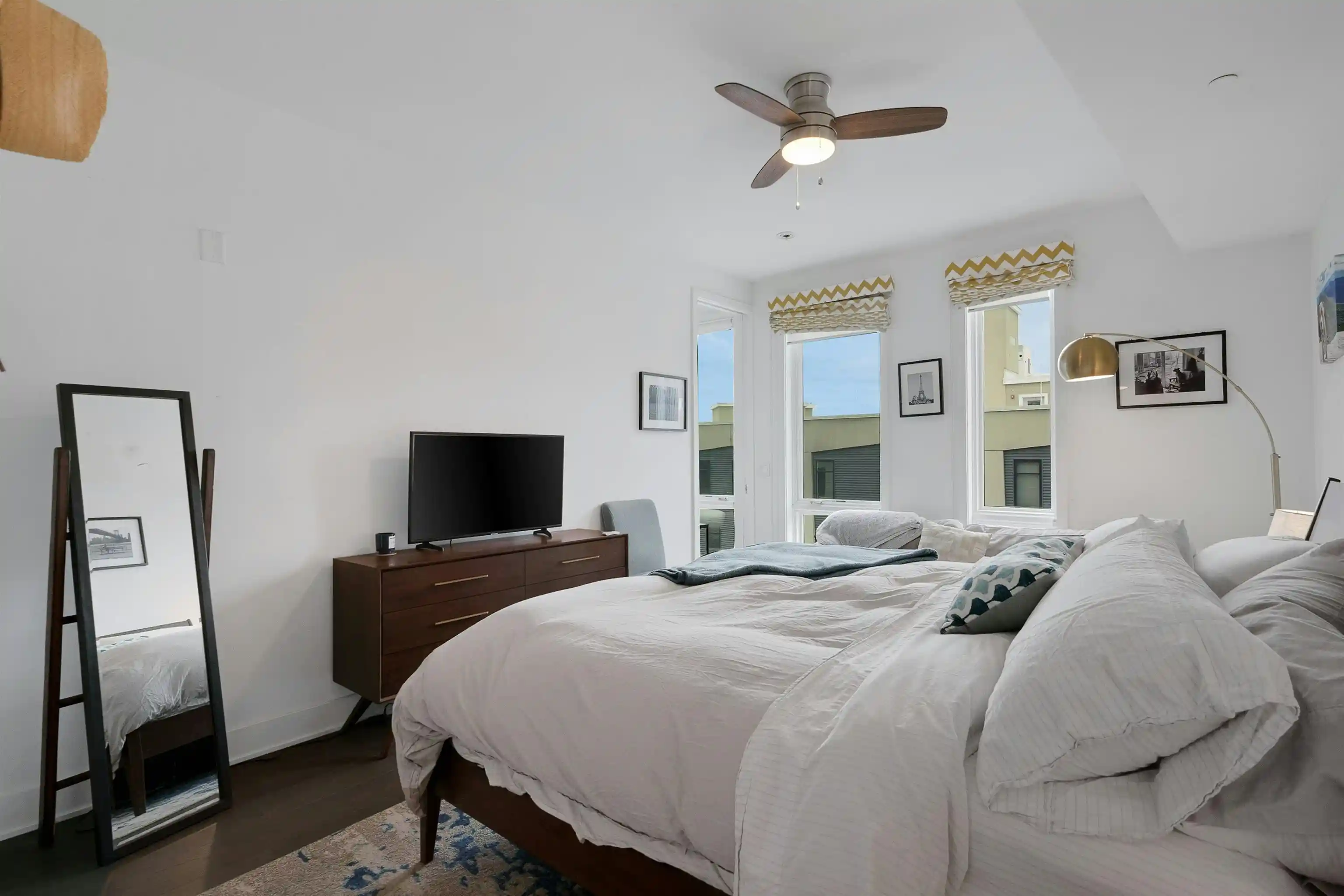 Photo 2 of Condo for sale at 380 Newark Ave #606, Jersey City, NJ 07302 | MLS# 260018067 | Listing updated on 2026-10-05