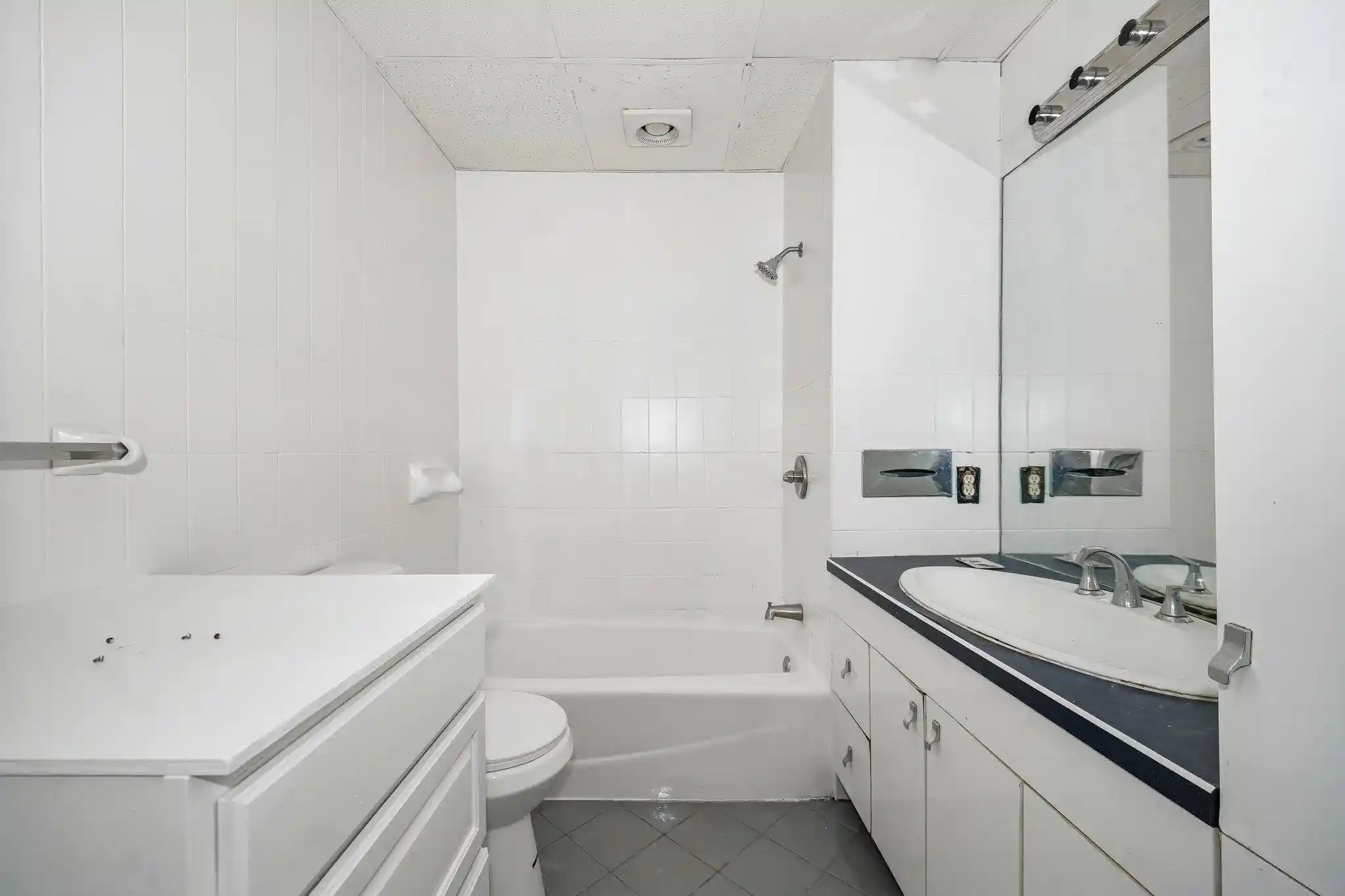 Photo 3 of Multi family home for sale at 414 Monastery Pl, Union City, NJ 07087 | MLS# 260018087 | Listing updated on 2026-09-11