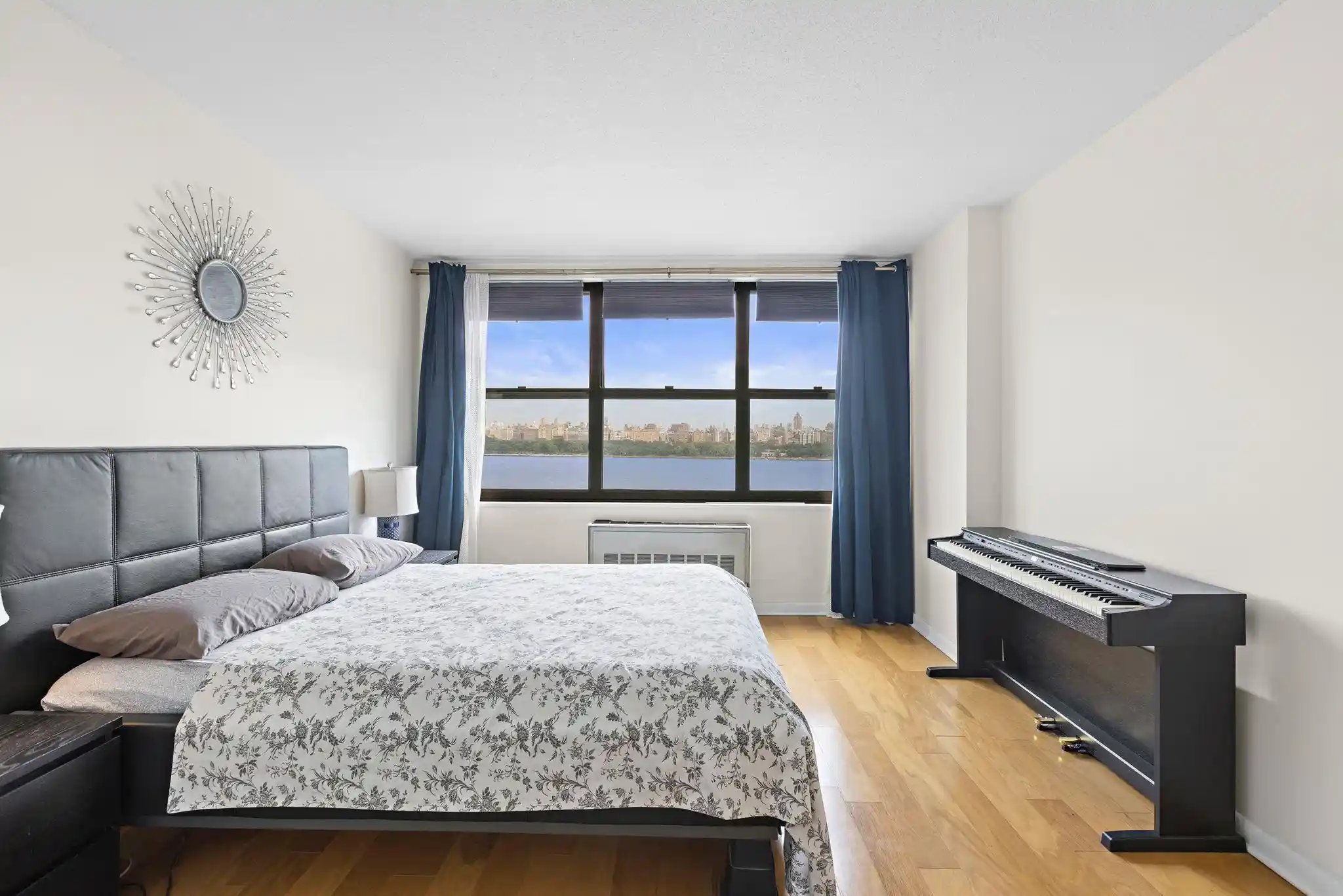 Photo 2 of Condo for sale at 7002 Boulevard E #9D, Guttenberg, NJ 07093 | MLS# 260018115 | Listing updated on 2026-09-10