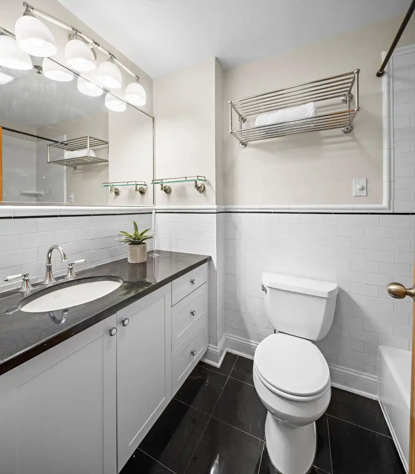 Photo 4 of Condo for sale at 512 Jefferson St #4R, Hoboken, NJ 07030 | MLS# 260018117 | Listing updated on 2026-09-14
