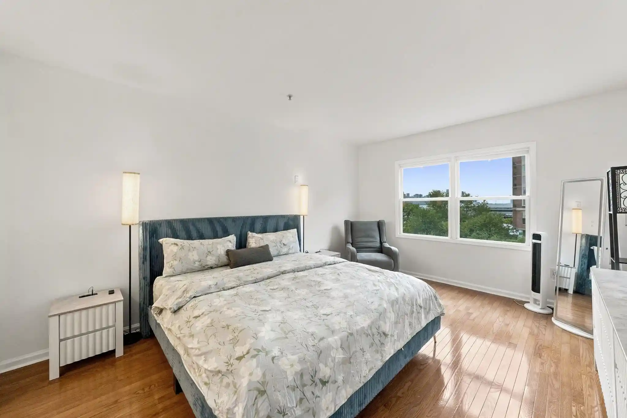 Photo 3 of Sale Pending at 335 The Promenade #335, Edgewater, NJ 07020 | MLS# 260018165 | Listing updated on 2026-09-17