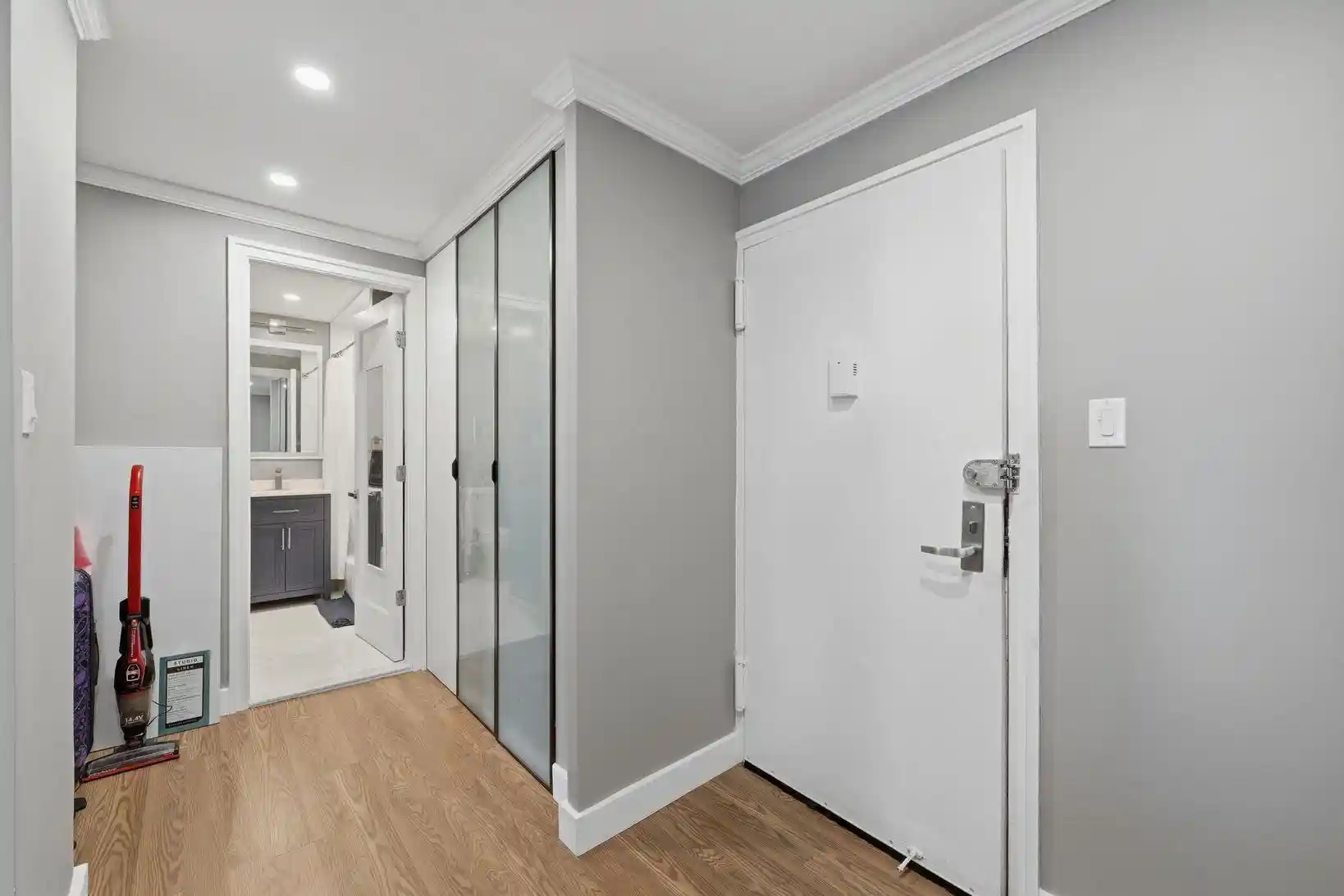 Photo 3 of Condo for sale at 6040 Boulevard E #16N, West New York, NJ 07093 | MLS# 260018176 | Listing updated on 2026-09-10