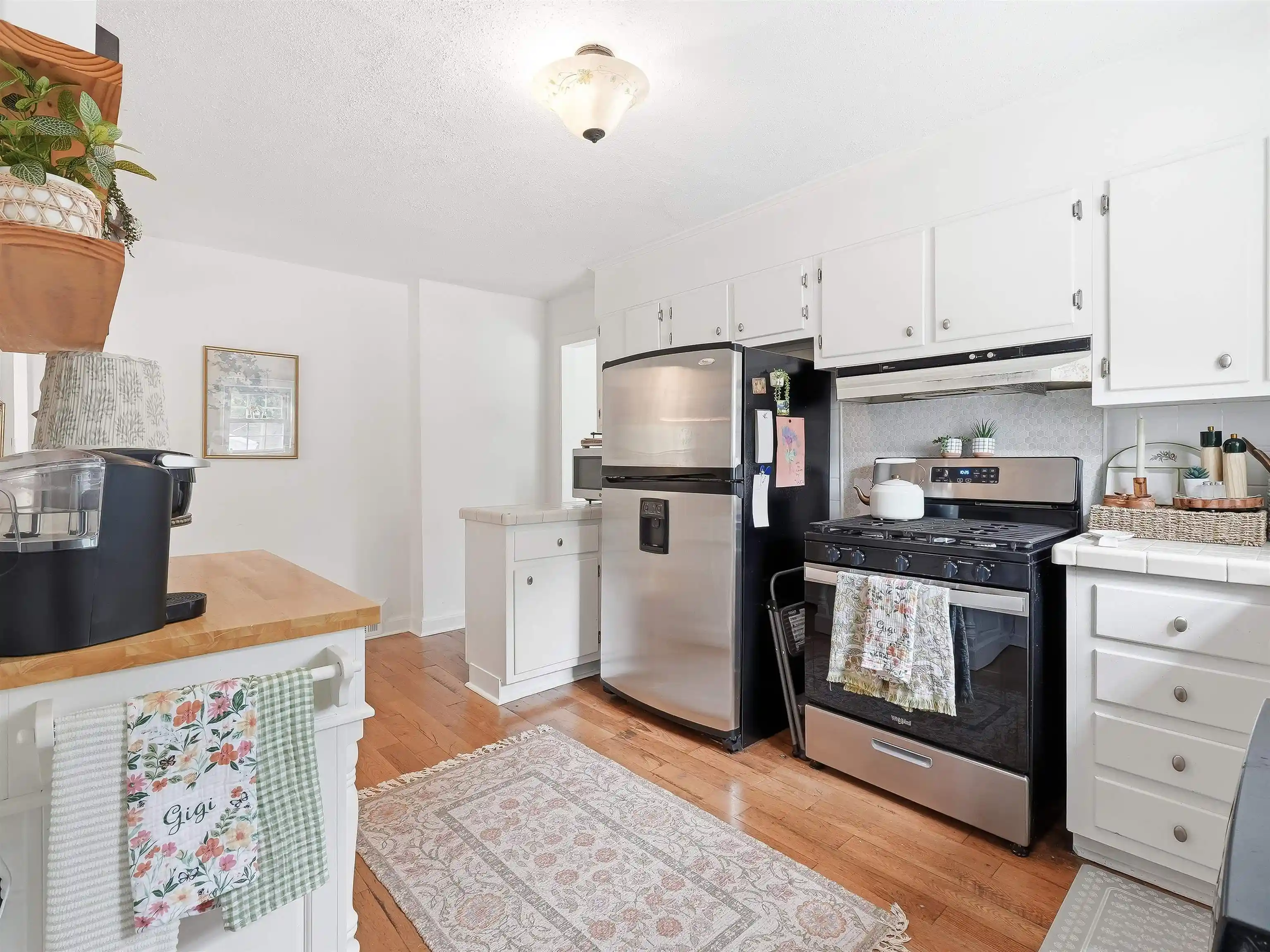 Photo 4 of Single family home for sale at 2025 Hl Top Rd, Scotch Plains, NJ 07076 | MLS# 260018209 | Listing updated on 2026-09-14