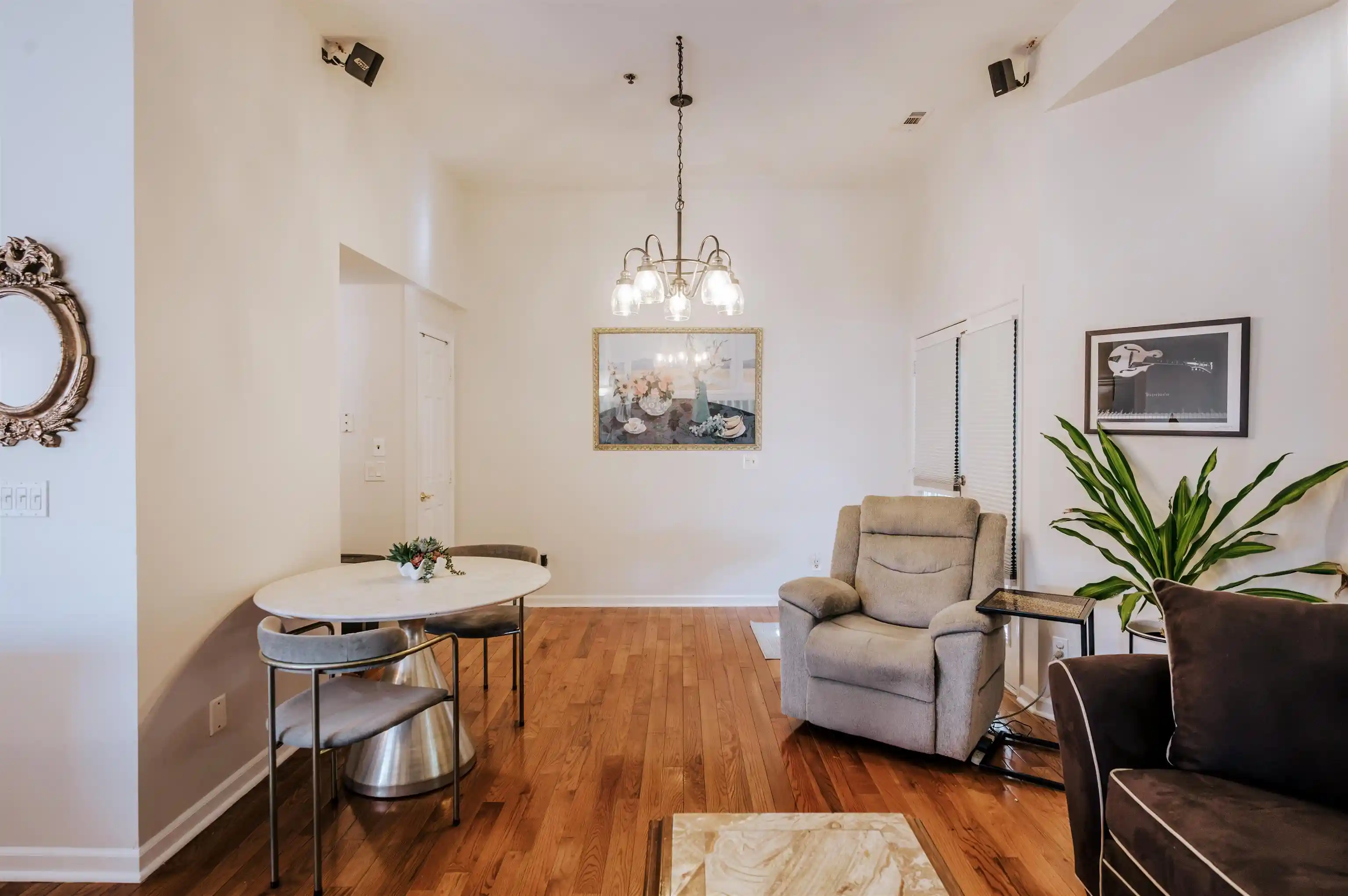 Listing Photo 4 - Condo for sale in building located at 20 S Midland Ave, Kearny, NJ 07032 - Unit #I2