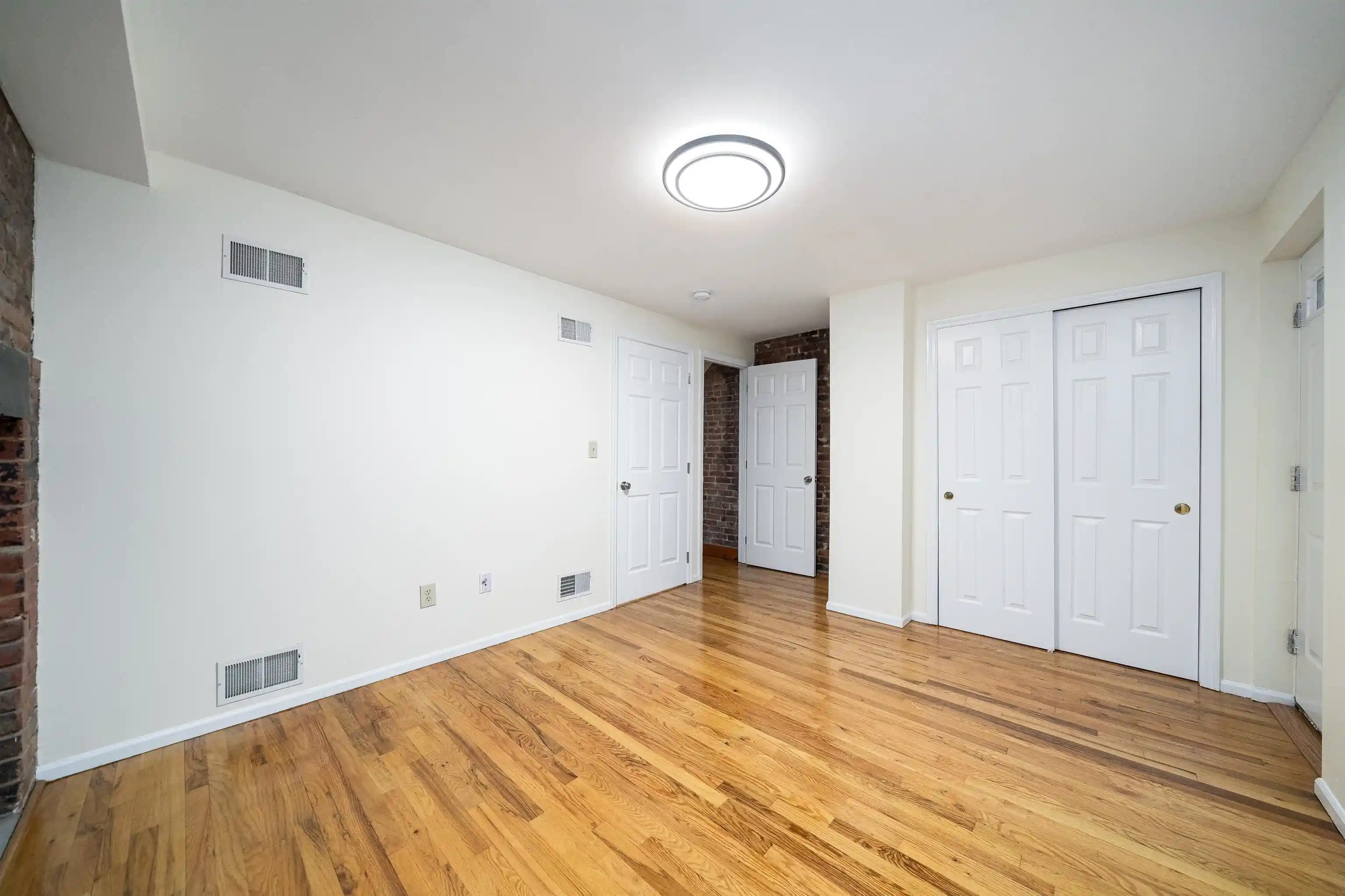 Photo 4 of House for sale at 524 Jersey Ave, Jersey City, NJ 07302 | MLS# 260018396 | Listing updated on 2026-09-15