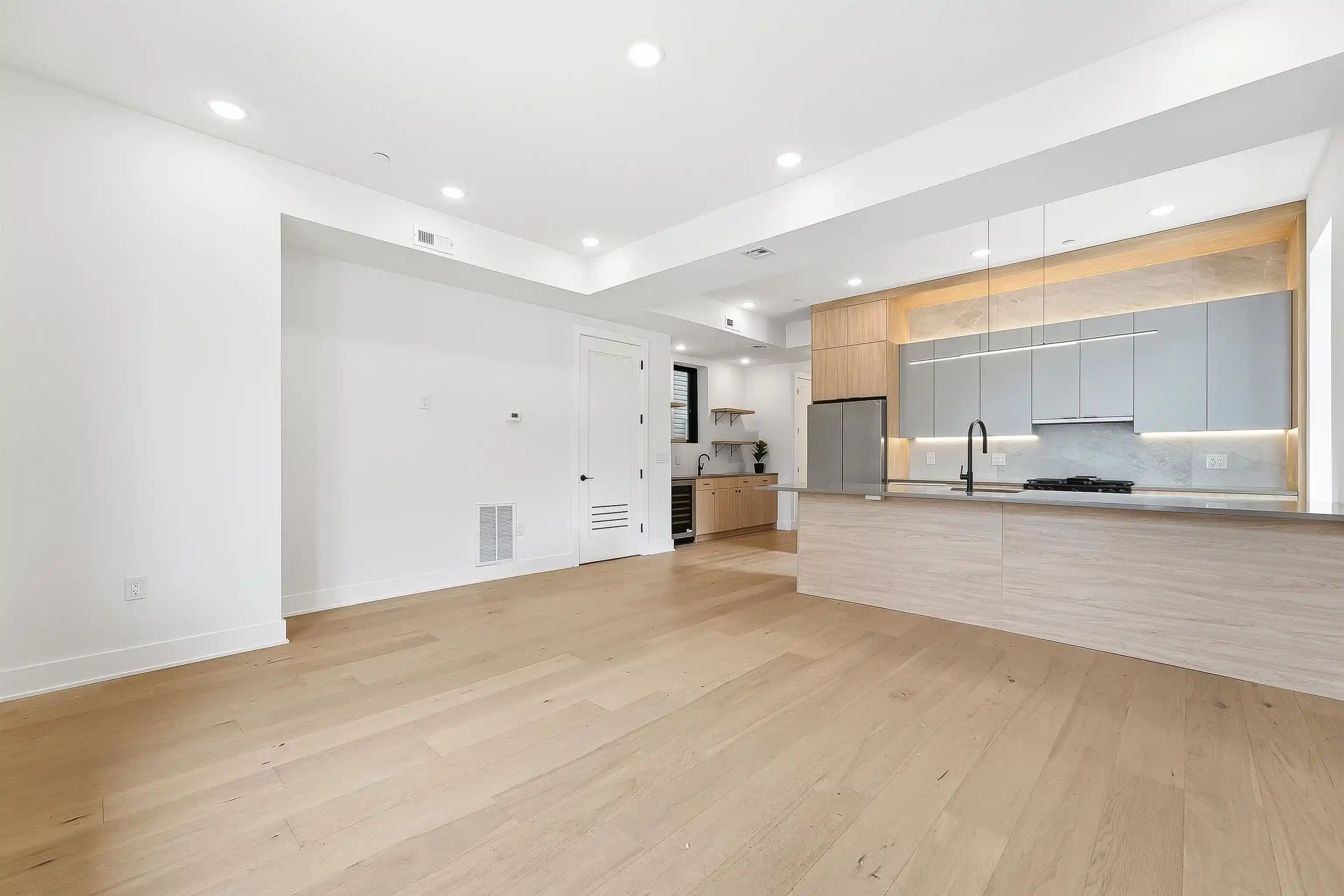 Photo 3 of Condo for sale at 256 Claremont Ave #1, Jersey City, NJ 07305 | MLS# 260018399 | Listing updated on 2026-09-16