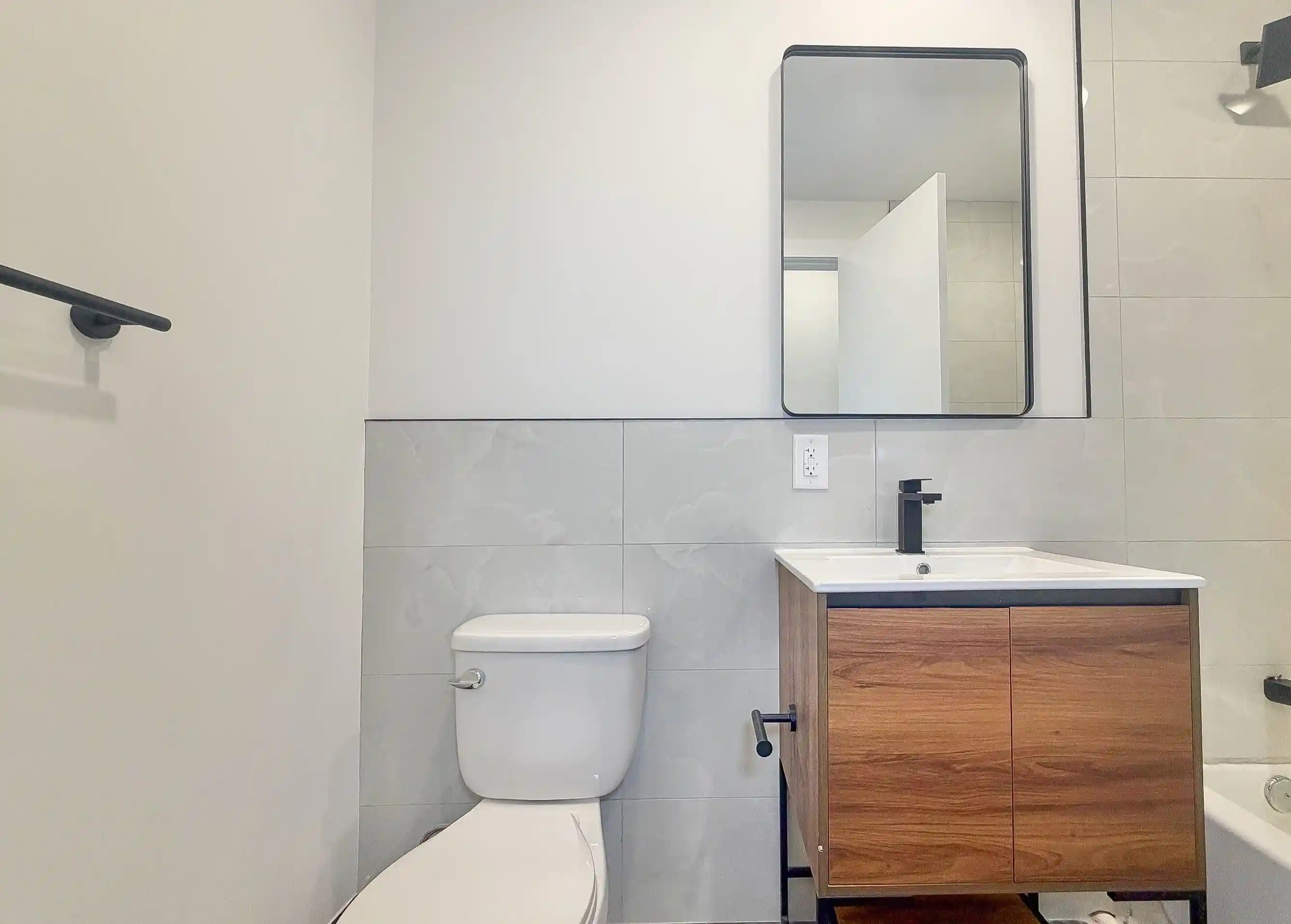 Photo 3 of Condo for sale at 88 Bergen Ave #4, Jersey City, NJ 07305 | MLS# 260018443 | Listing updated on 2026-09-14