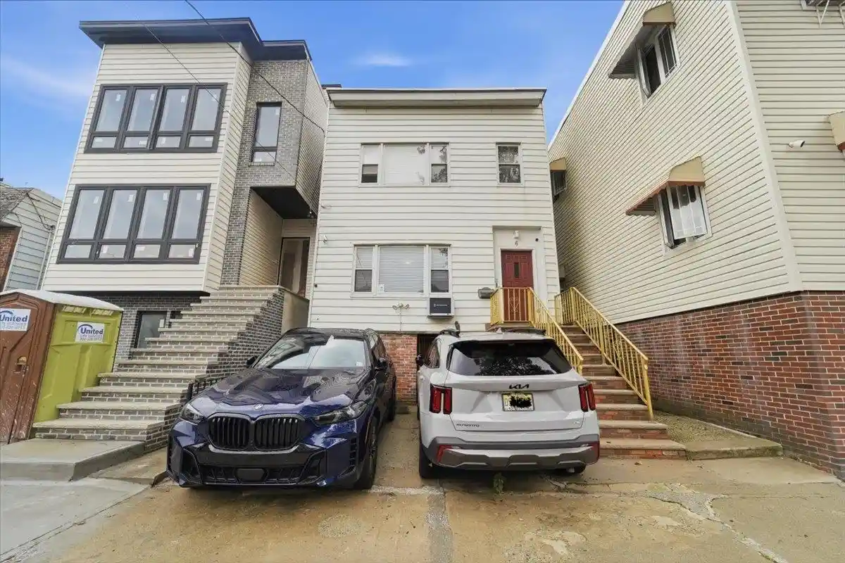 Single family home for sale at 6 Skillman Ave, Jersey City, NJ 07306 | MLS# 260018479