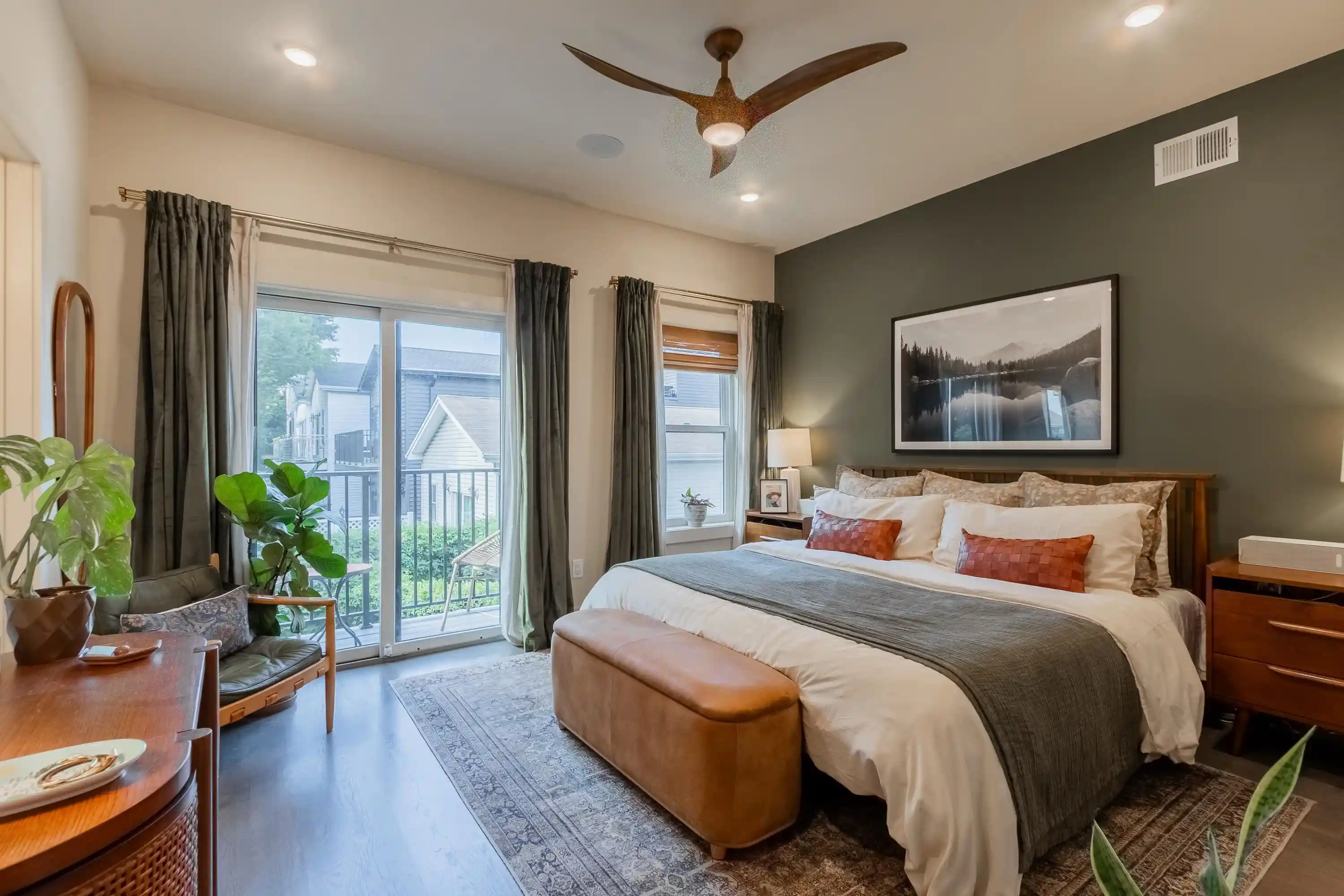 Photo 2 of Condo for sale at 199 Lincoln St #1, Jersey City, NJ 07307 | MLS# 260018509 | Listing updated on 2026-09-15