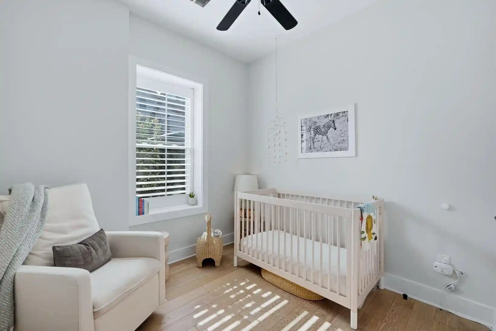 Listing Photo 5 - Condo for sale in building located at 11 Jefferson Ave, Jersey City, NJ 07306 - Unit #1